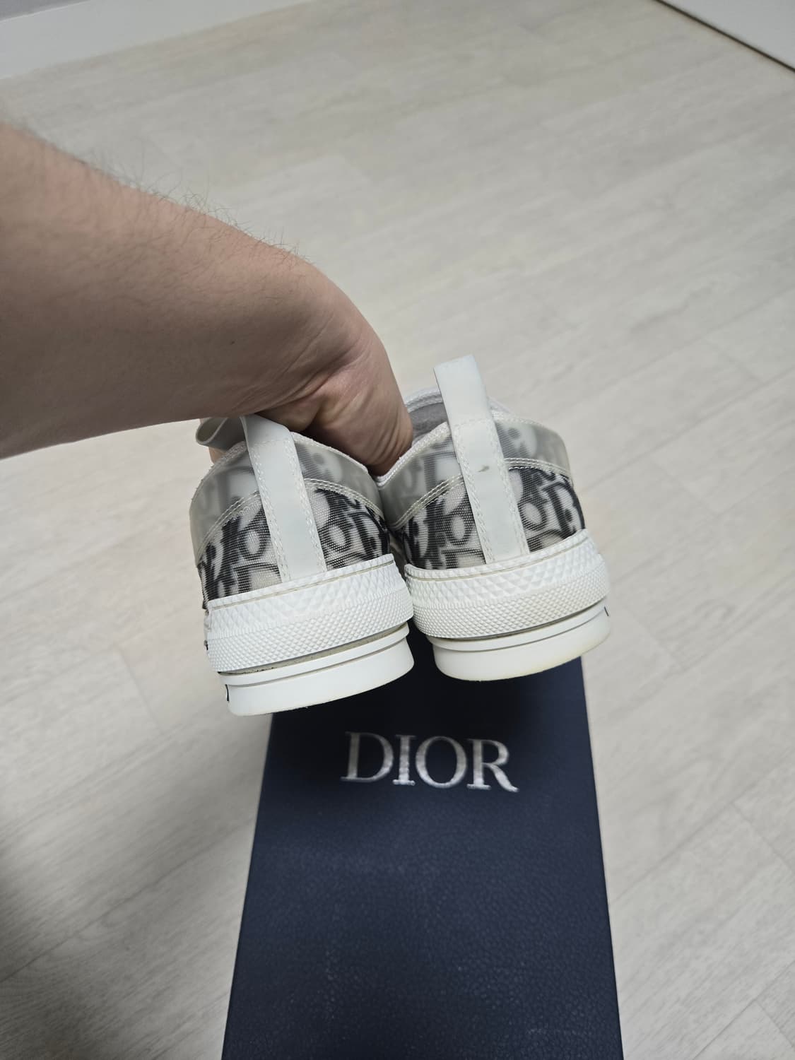 디올 B23오블리크 eu41사이즈팝니다 상품이미지5