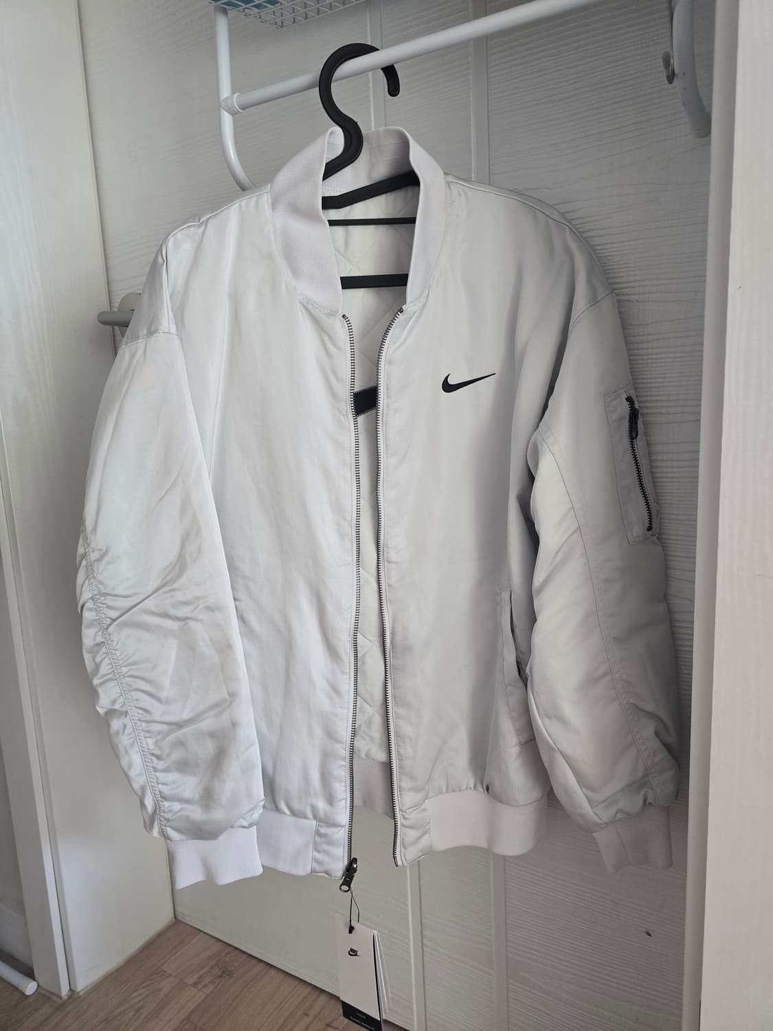 나이키자켓 새상품 나이키양면자켓 나이키 바시티 봄버 리버시블 자켓 상품이미지1