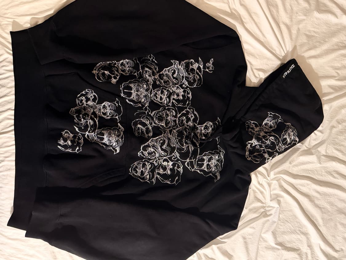 슈프림 25SS 핏불스 자수후드티 블랙 L size 상품이미지4