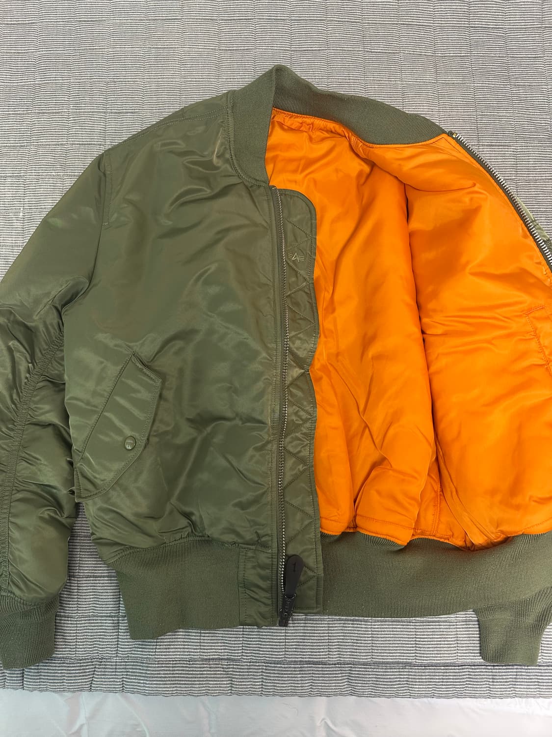 알파인더스트리 ma-1 카키 L 상품이미지3