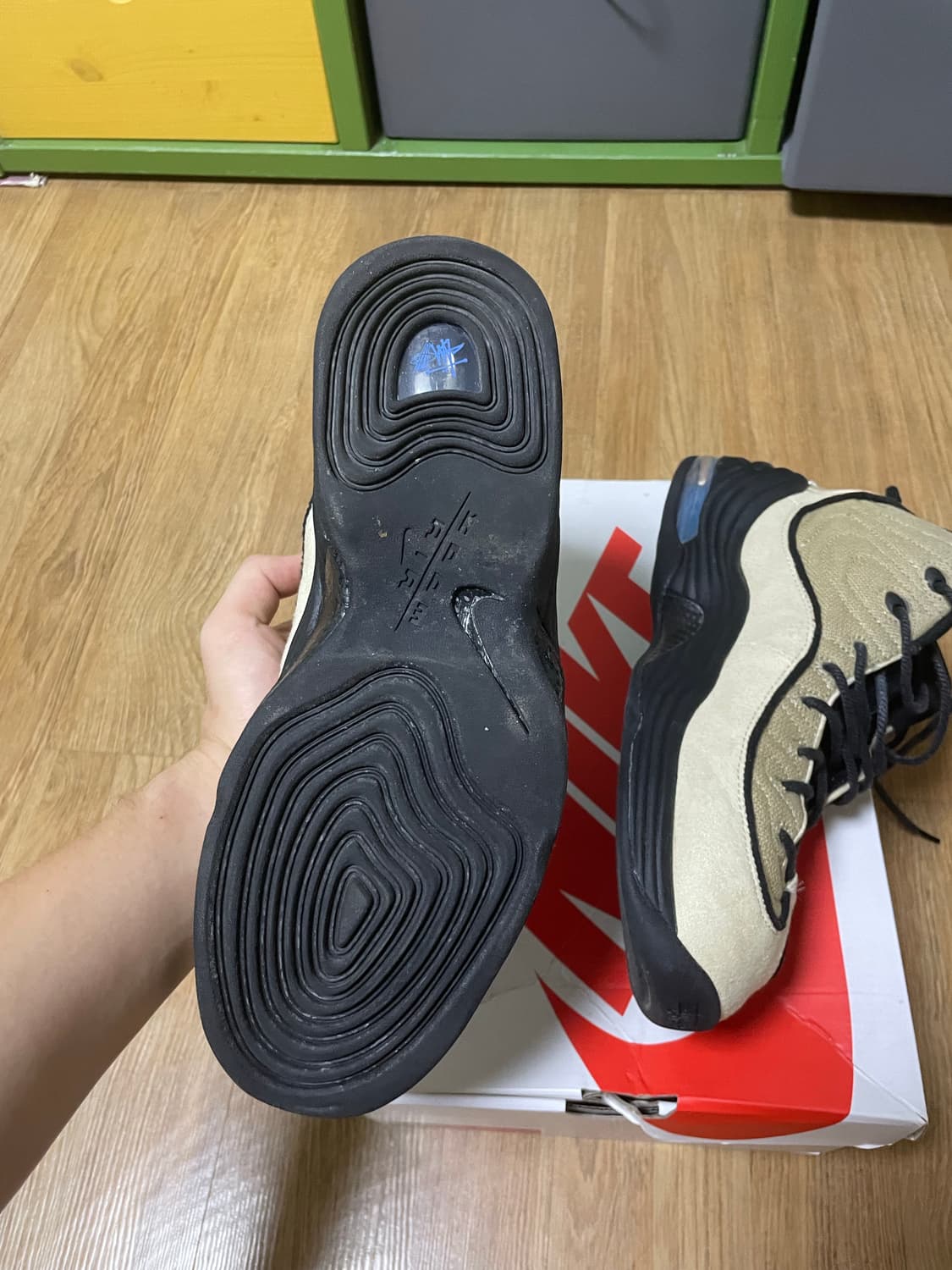 나이키x스투시 에어페니2 상품이미지4