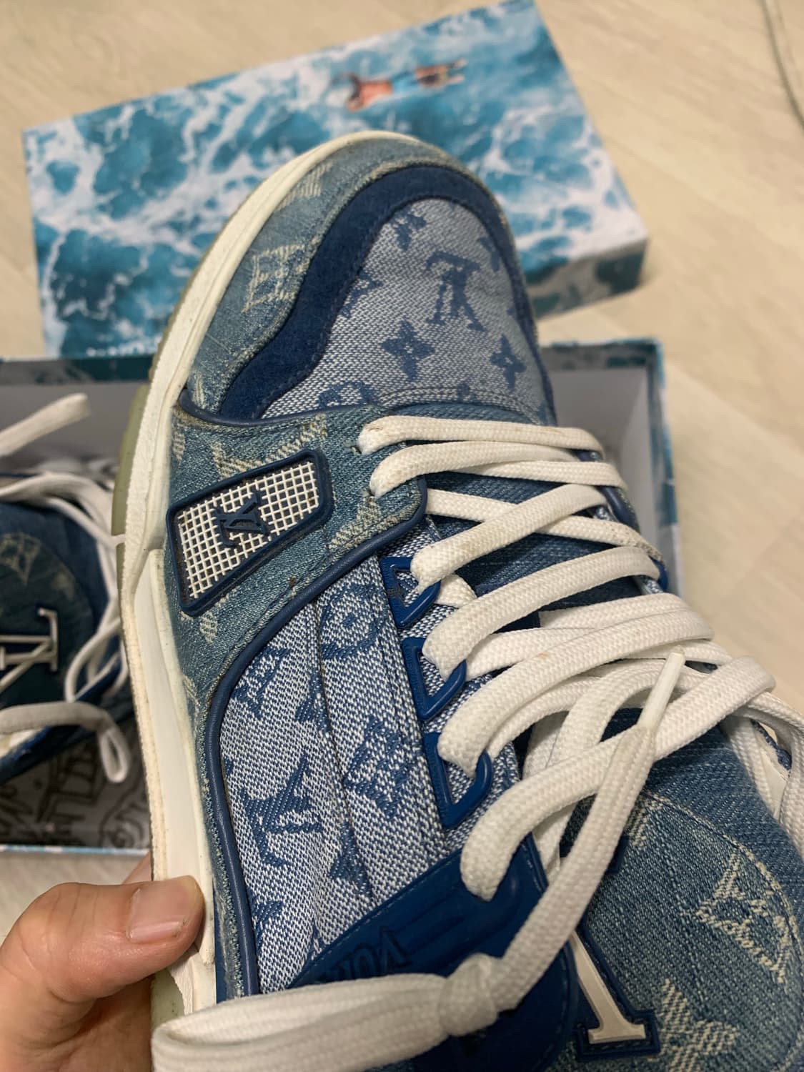 루이비통 데님 모노그램 스니커즈 6 사이즈 (260) 상품이미지5