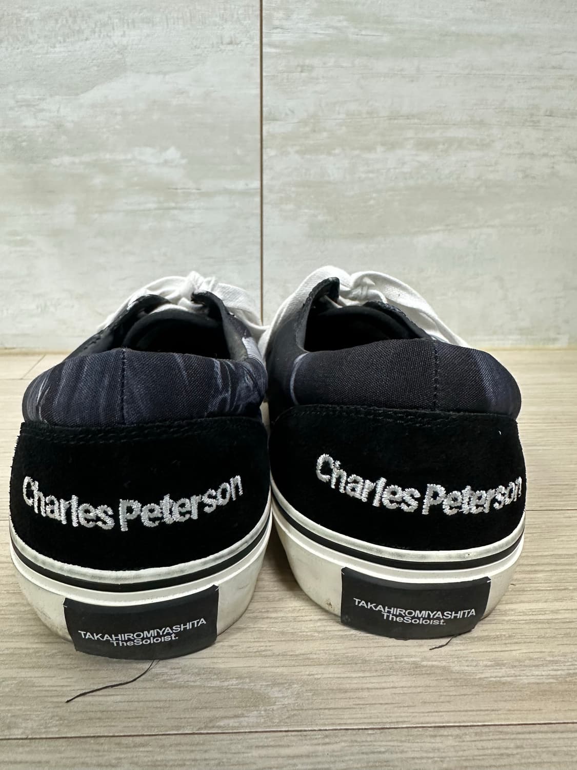 타카히로 미야시타 더 솔로이스트 찰스 피터슨 스니커 250 상품이미지3