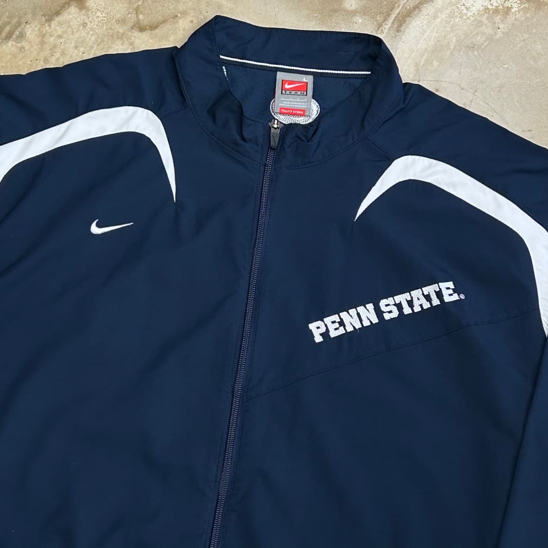 L 나이키 90‘s 펜스테이트 네이비 바람막이 상품이미지1