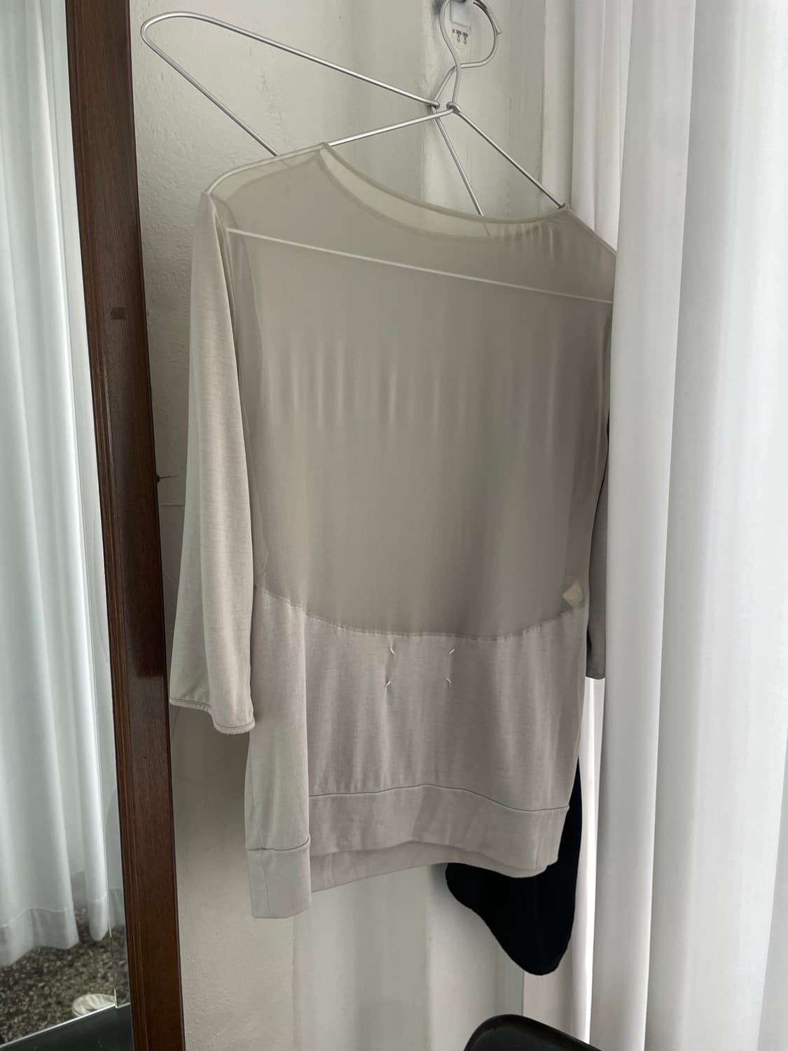 마르지엘라 시스루 탑 상품이미지1