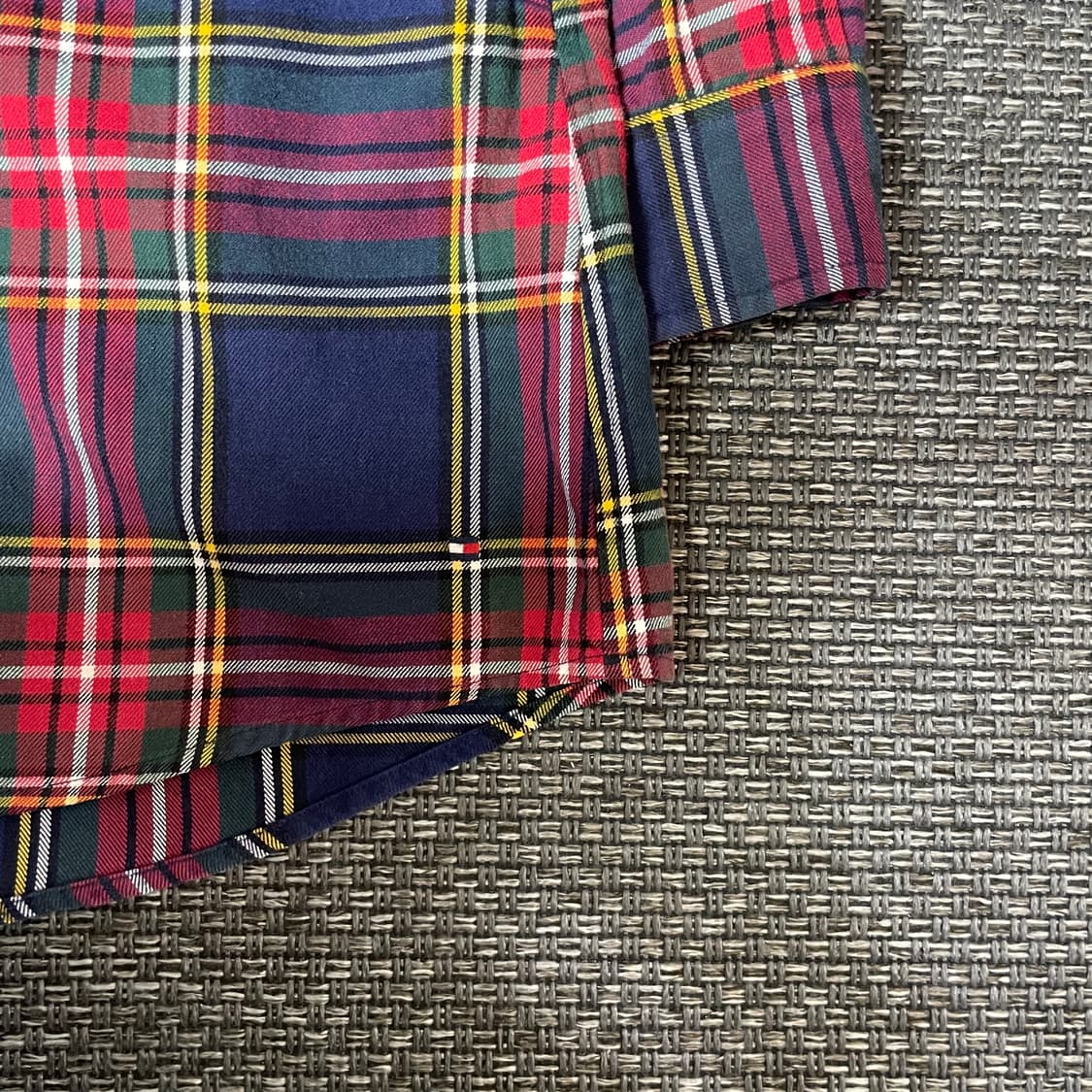 타미힐피거 투포켓 체크 롱셔츠 6 상품이미지4