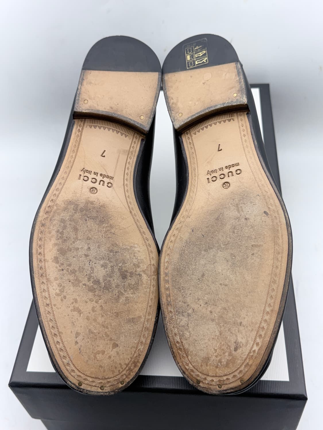 정품)구찌 255/260 상품이미지10