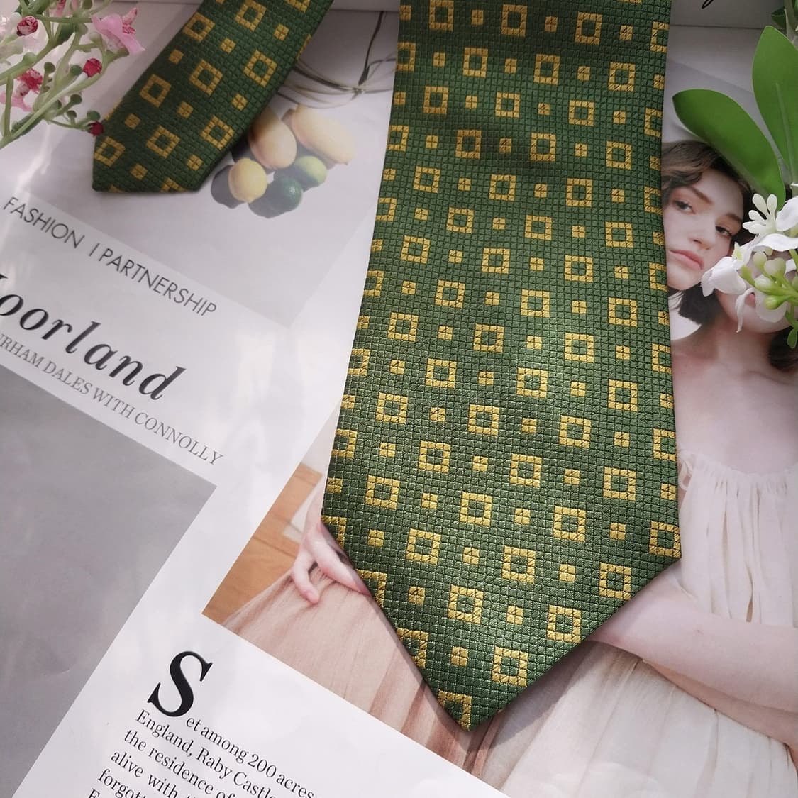 베네통 실크 그린 기하학 자카드 넥타이 9.1cm B등급 K1657
 상품이미지5