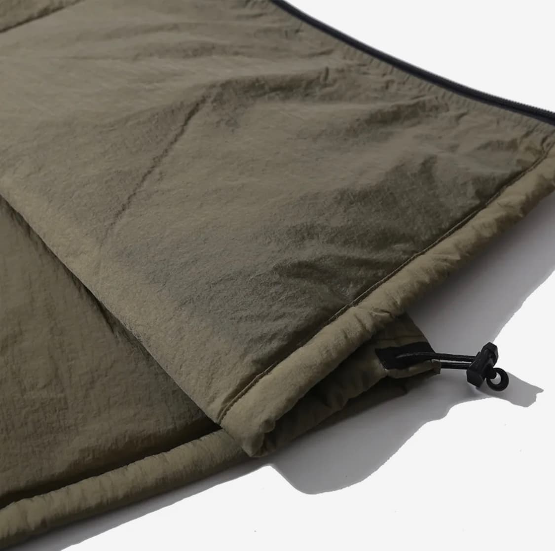 모이프(Moif) 크롭 베스트 HOODED CROP VEST / MARS 상품이미지6