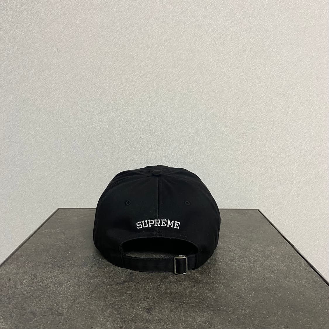 슈프림 21FW Est.1994 블랙 볼캡 모자 6패널 상품이미지5