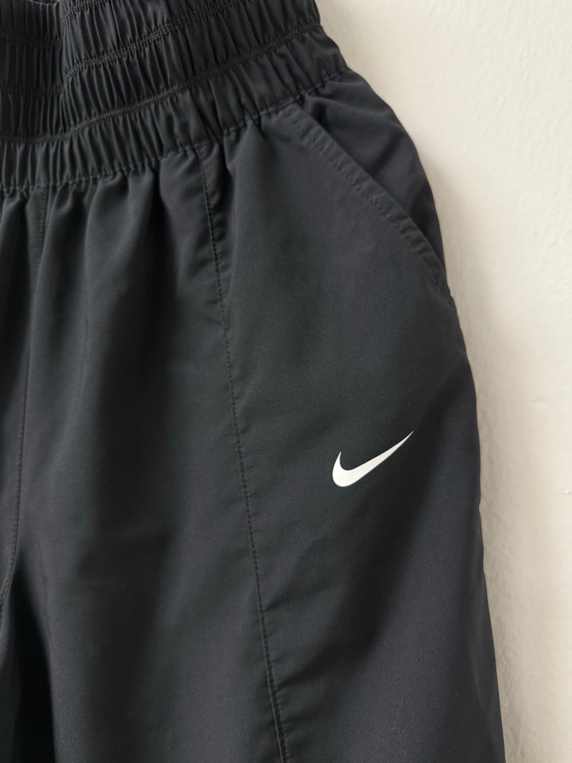 M사이즈 우먼스 나이키 하이웨스트 팬츠 드라이핏 상품이미지2