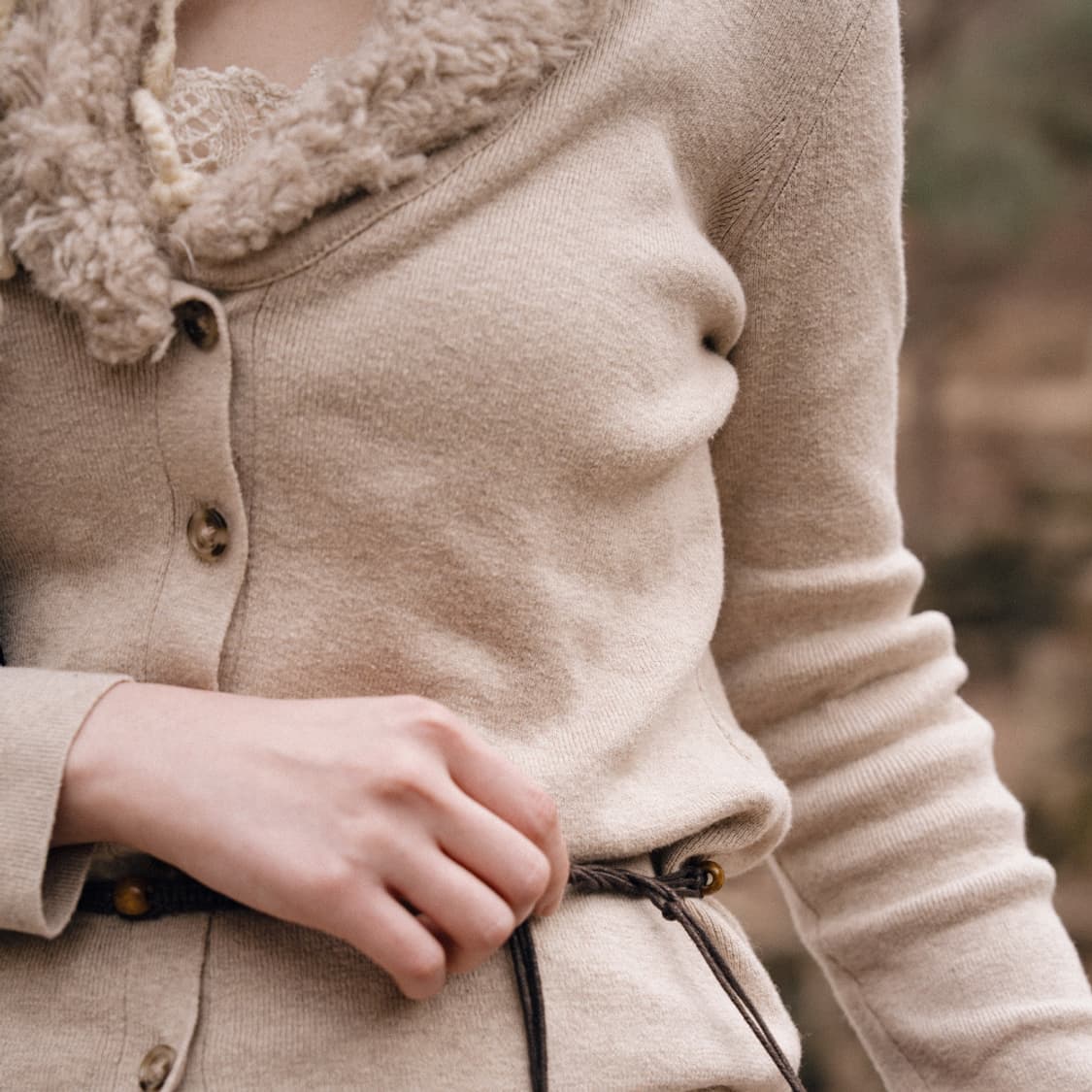 [BANANA REPUBLIC] 샌드 노마딕 퍼 칼라 니트 가디건 상품이미지1