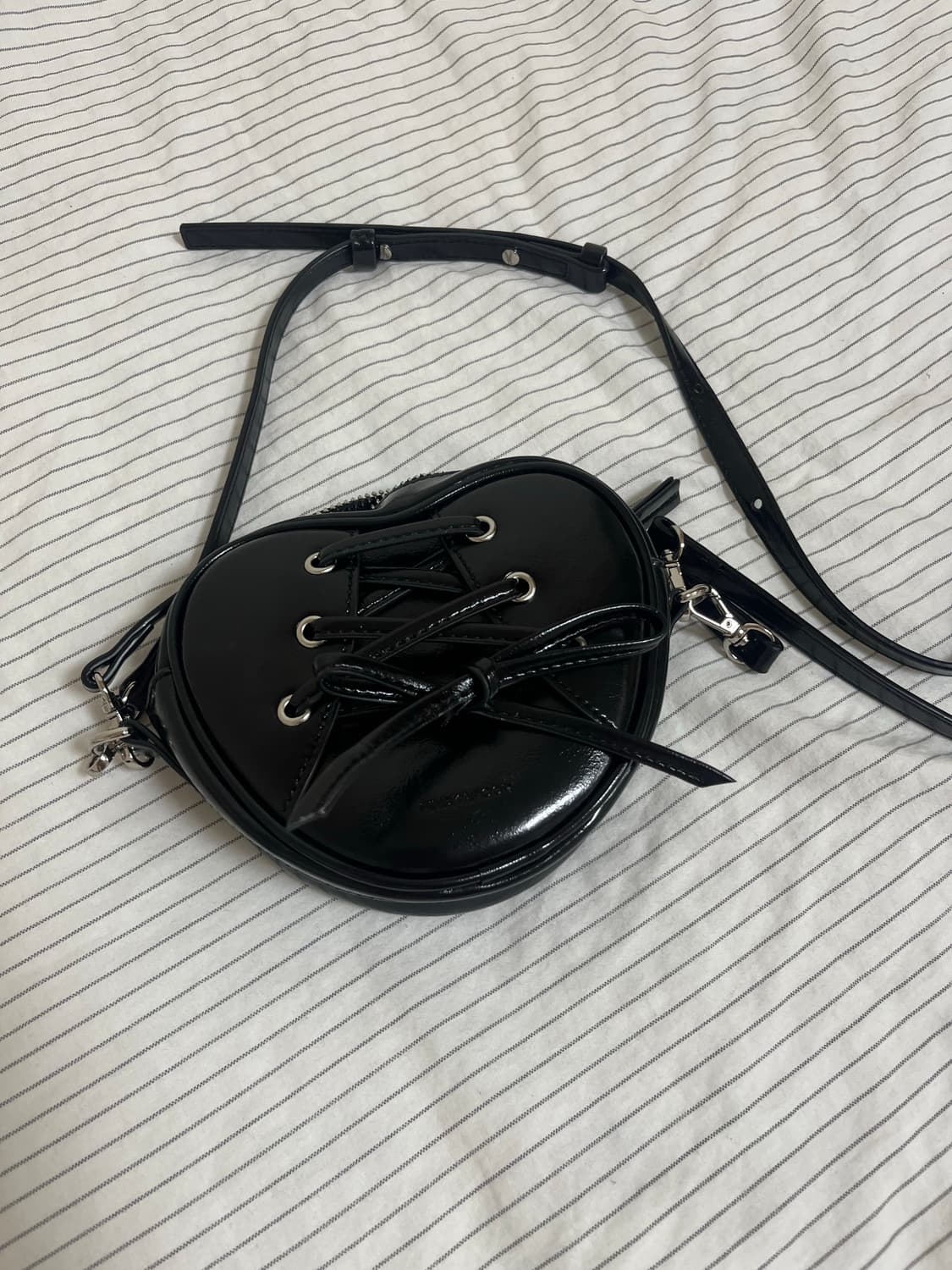 FIND KAPOOR 리본 타이 하트백 블랙 상품이미지7