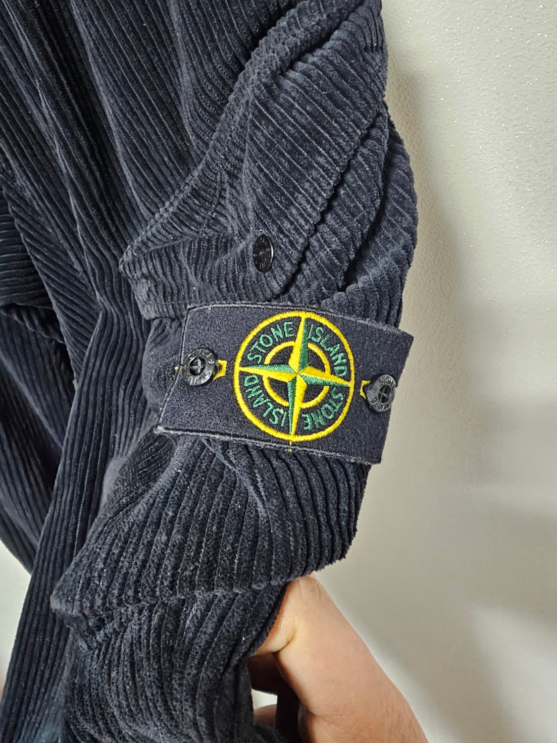 스톤아일랜드 블랙 코듀로이 카고 팬츠 상품이미지4