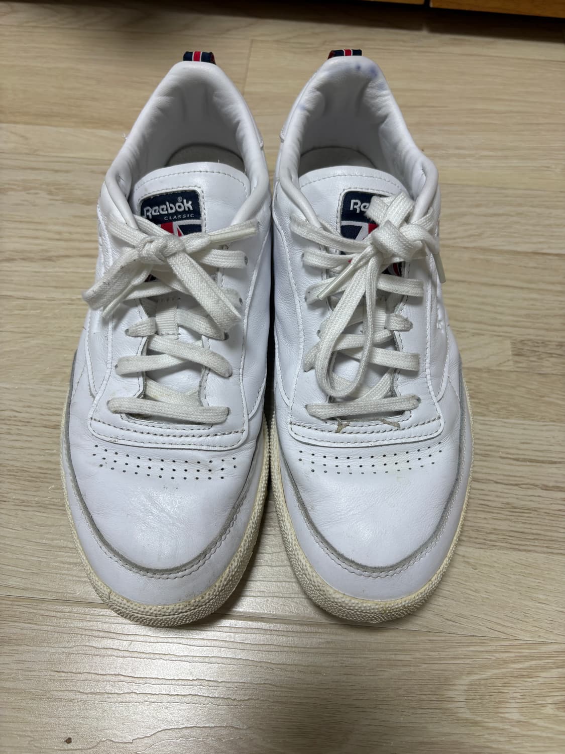 리복 스니커즈 270 상품이미지2