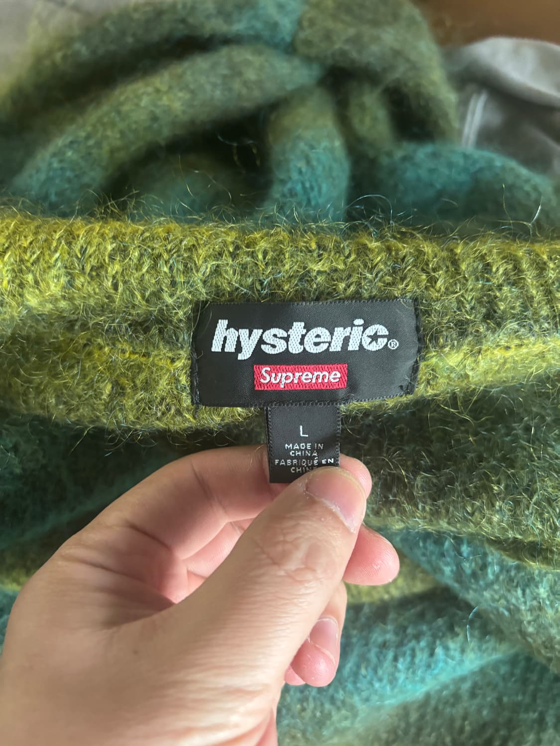 [L] 슈프림 히스테릭글래머 모헤어 후드집업 상품이미지3