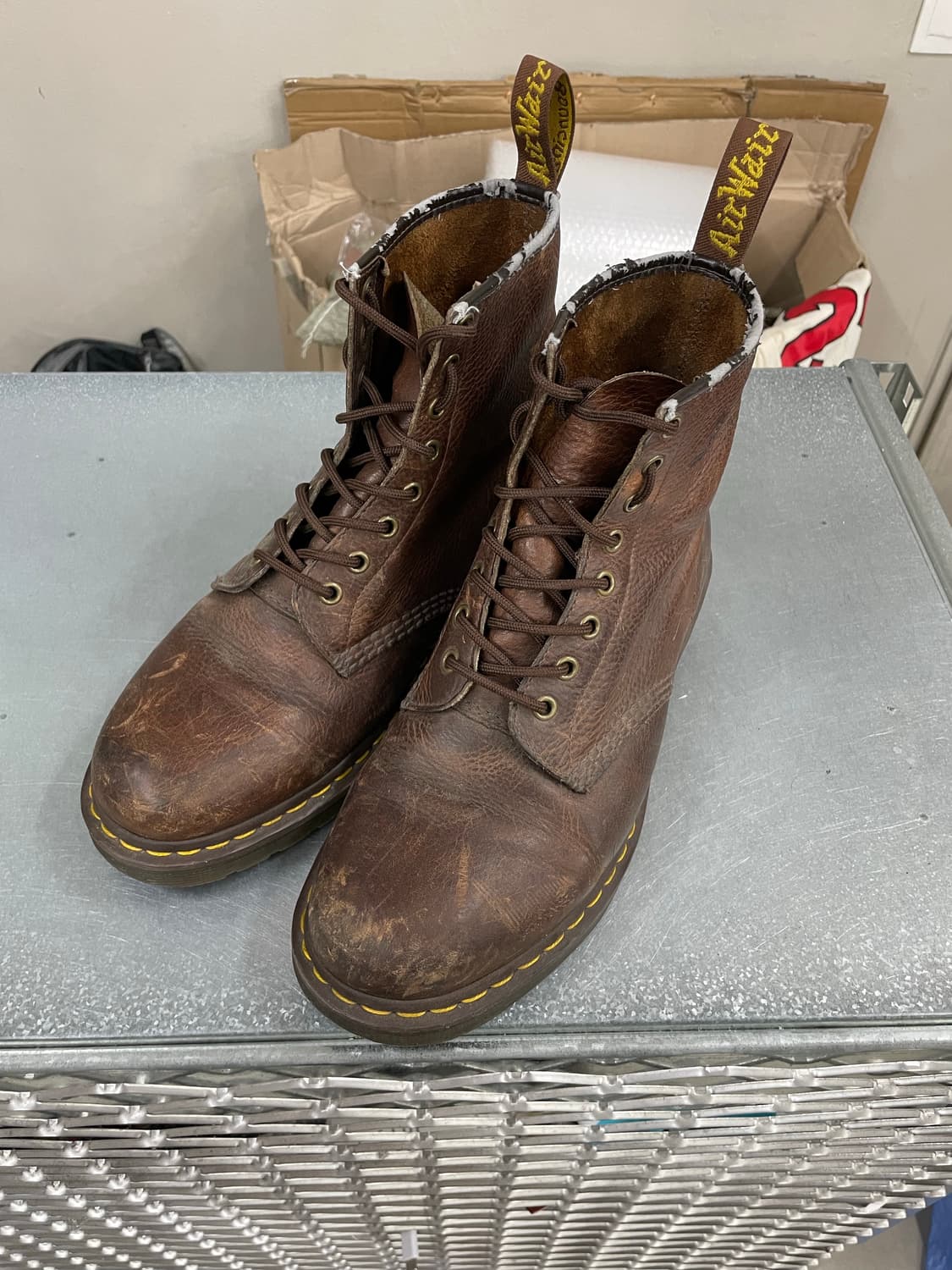 닥터마틴 8홀 부츠 브라운 uk9 상품이미지2