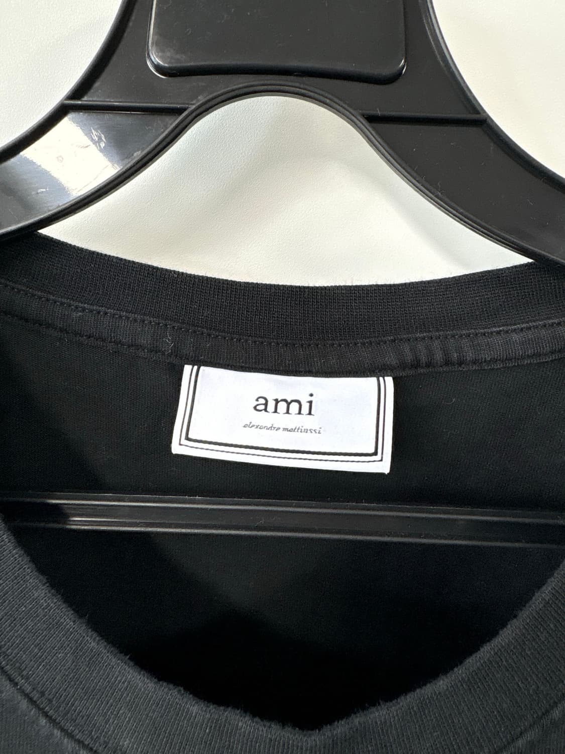 아미 자수 블랙 반팔 티셔츠 상품이미지6