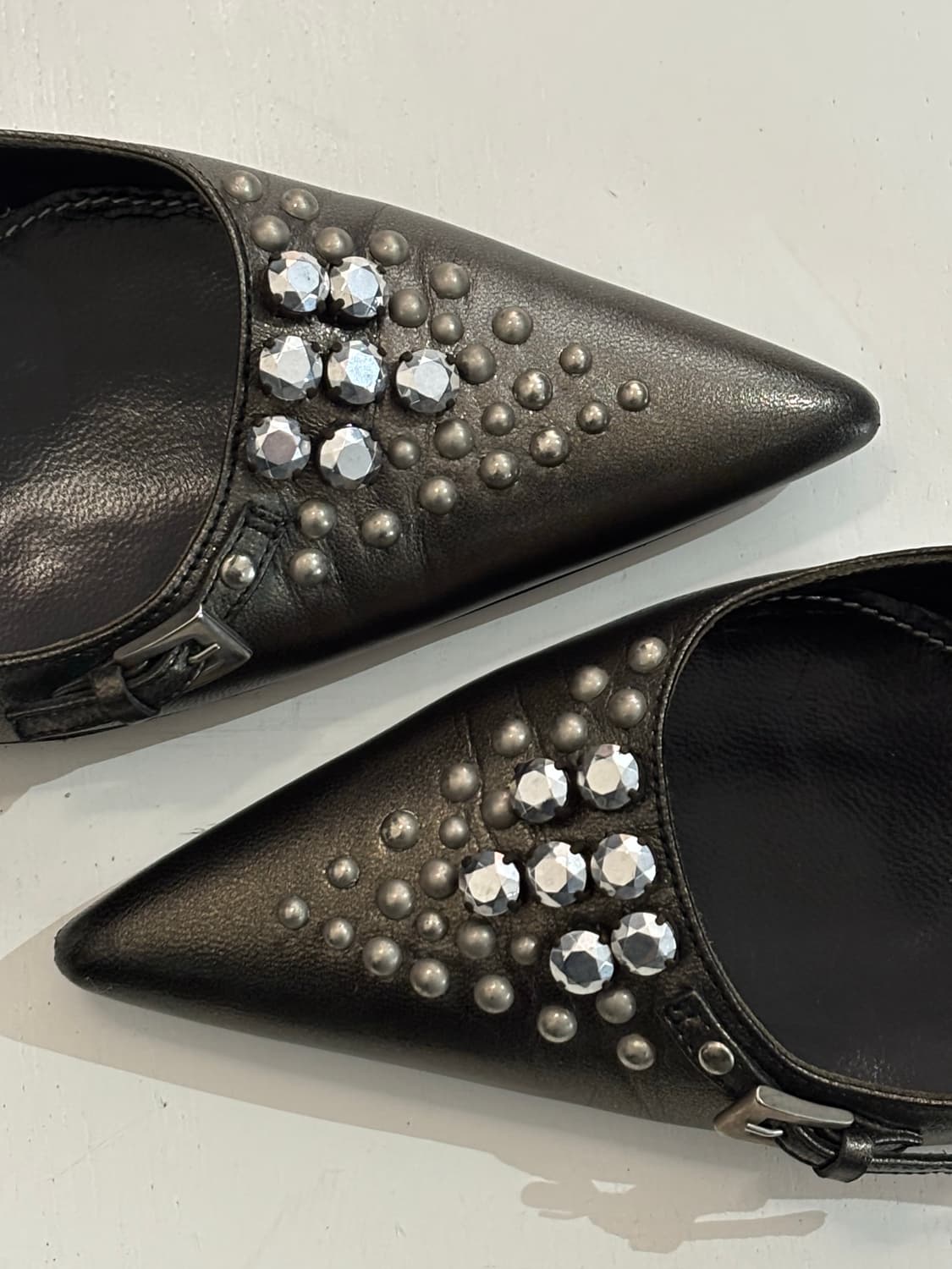 Metallic Buckle Pumps (37½) • PRADA 상품이미지2