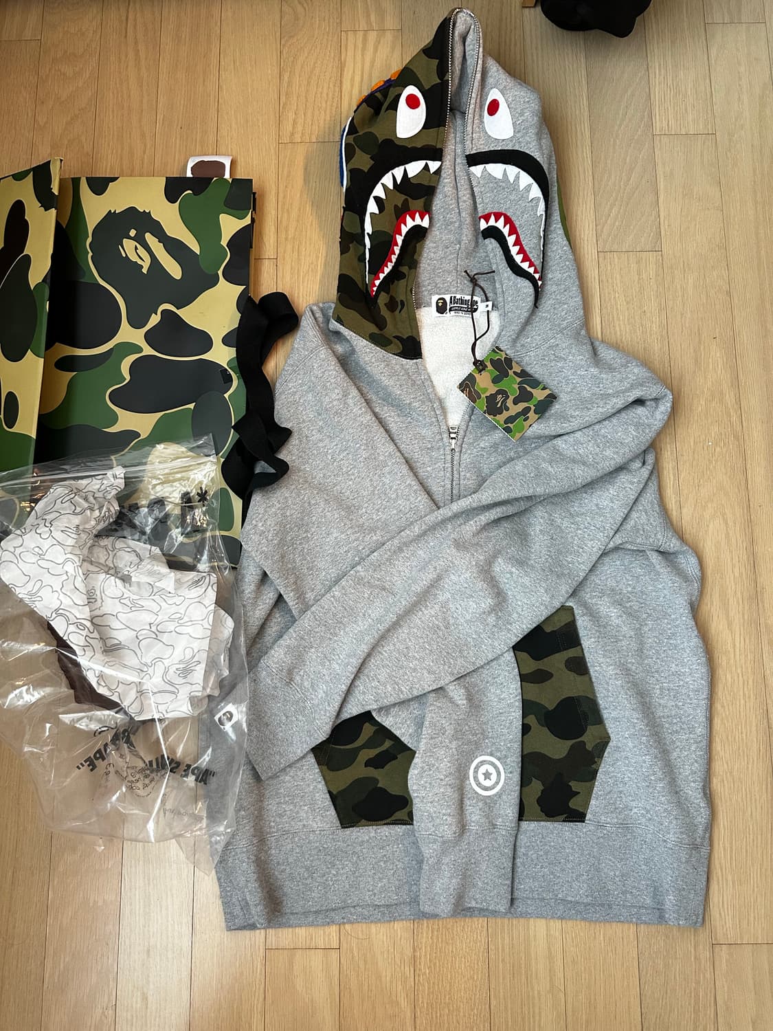 Bape 베이프 샤크후드 반카모 일본에서 구매 상품이미지1