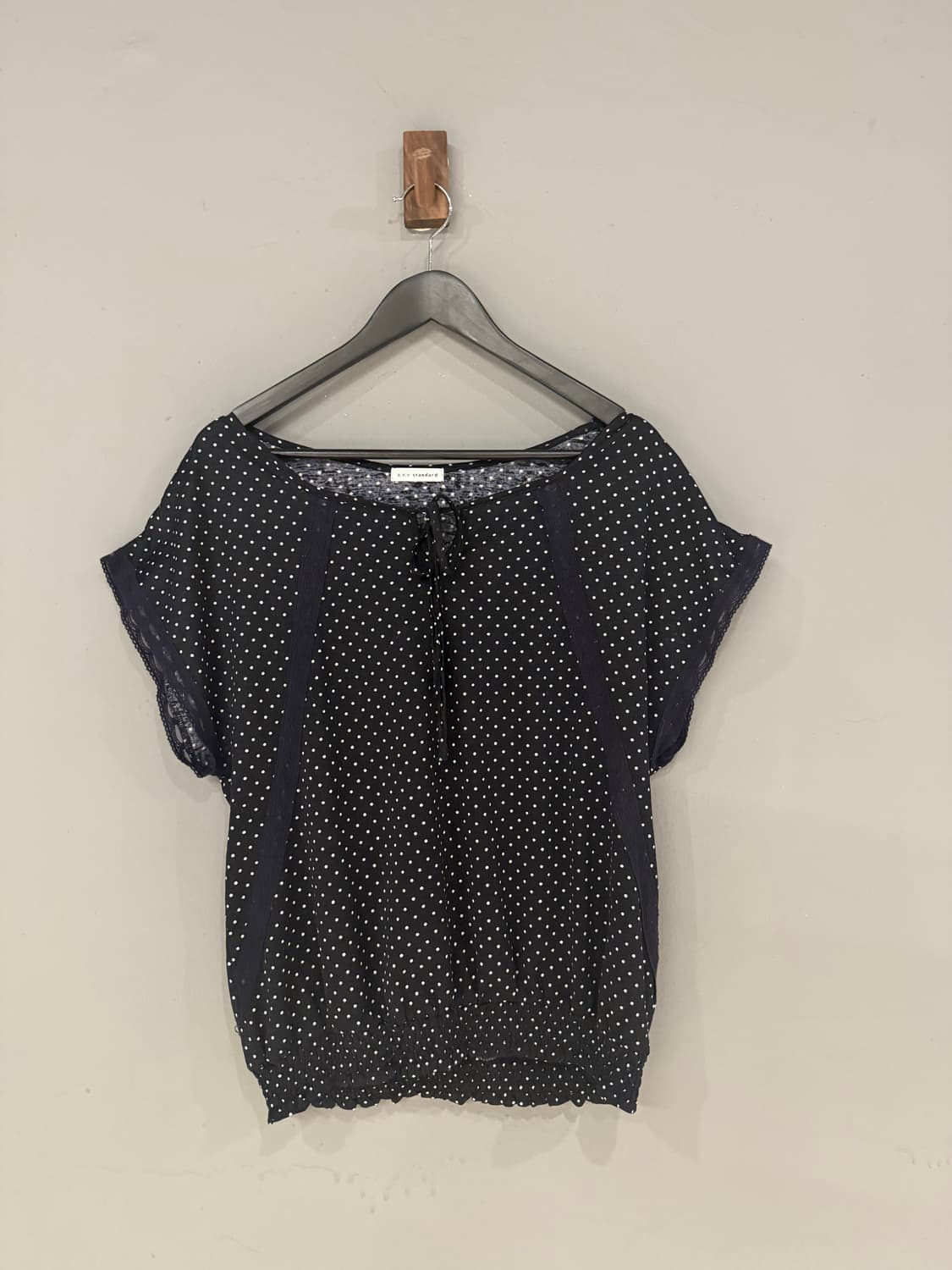 dot pattern lace detail ribbon top 상품이미지5