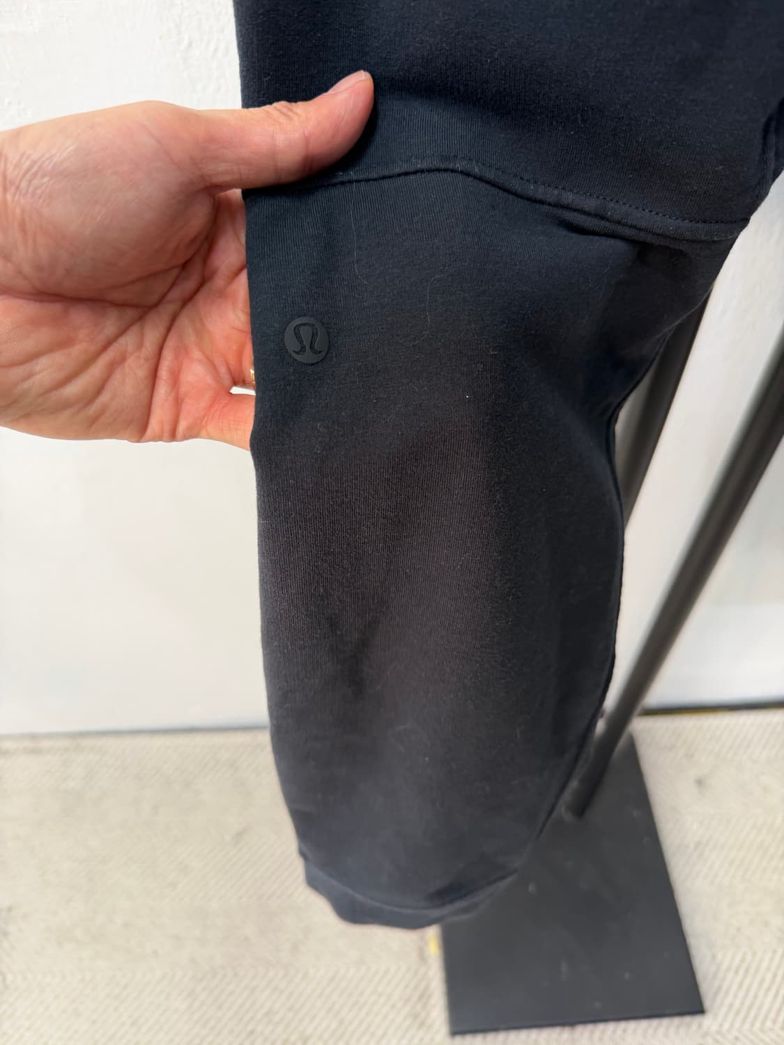 정품) 룰루레몬 남성 조거팬츠 L 상품이미지5