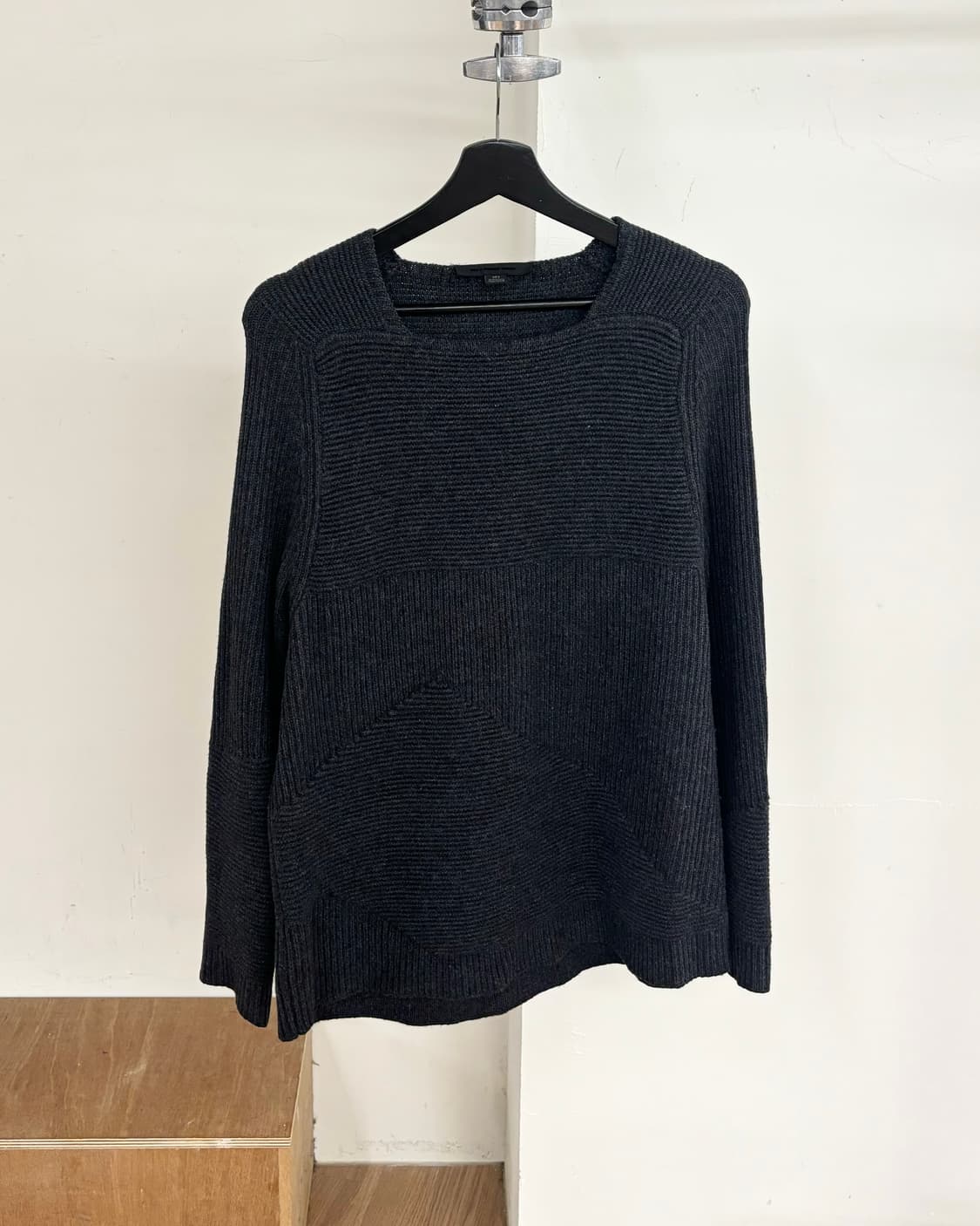 알렉산더 왕 차콜 루즈 스퀘어넥 니트 스웨터 상품이미지1