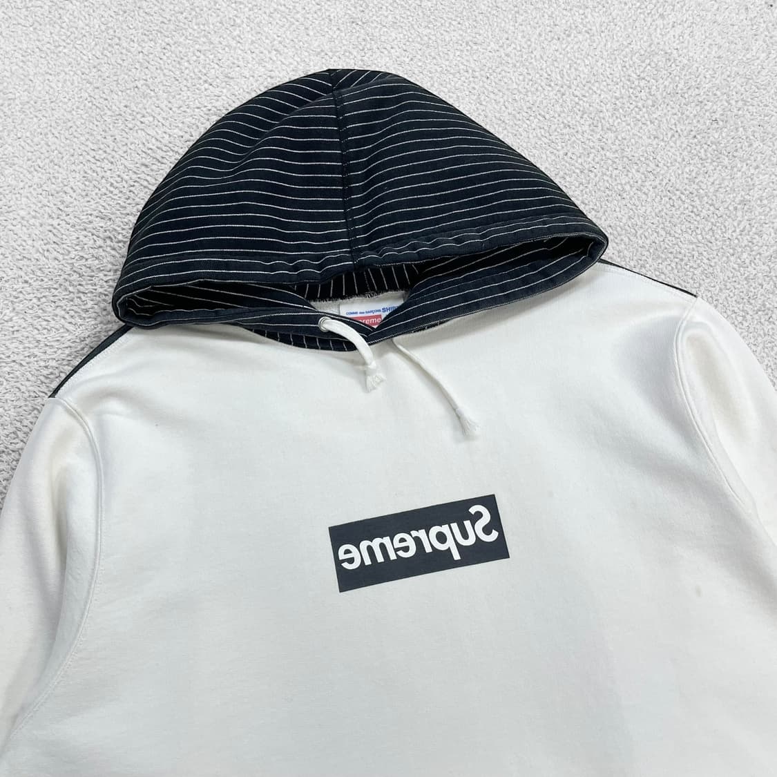 슈프림 x 꼼데가르송 헤롤드 박스 로고 후드티 상품이미지3