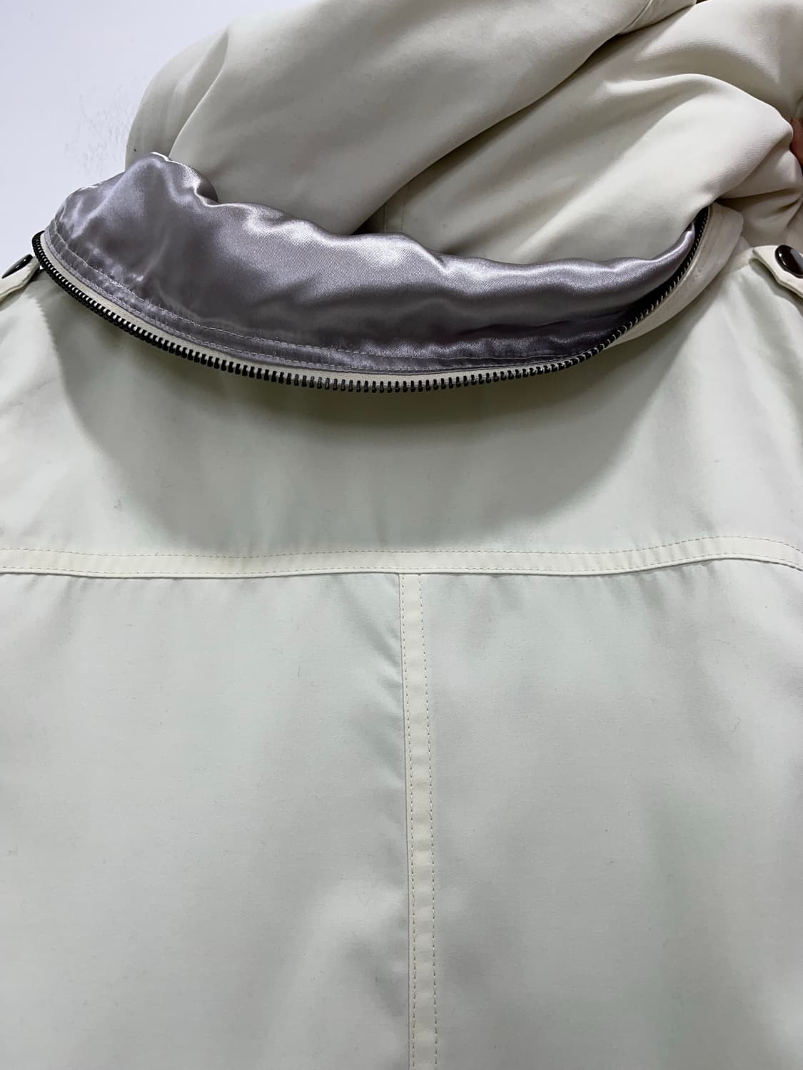 메종길피 락펑크 락시크 화이트 메탈버클 롱자켓  상품이미지10