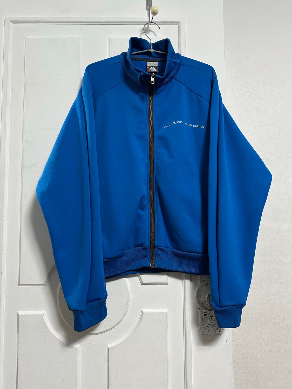 나이키 ACG 스타 트랙탑 상품이미지1