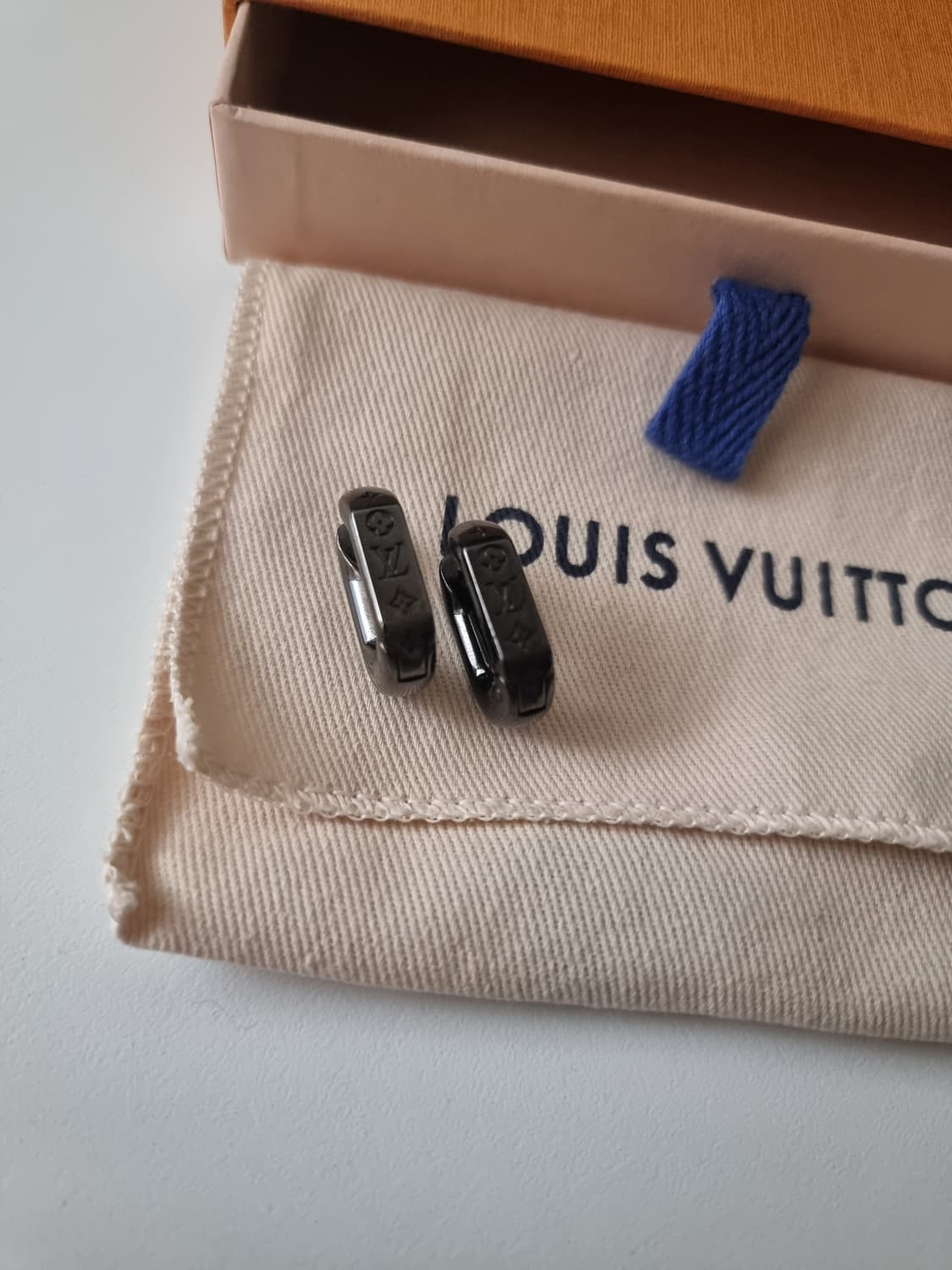루이비통 파라다이스 체인 드롭 귀걸이 남성용 상품이미지9