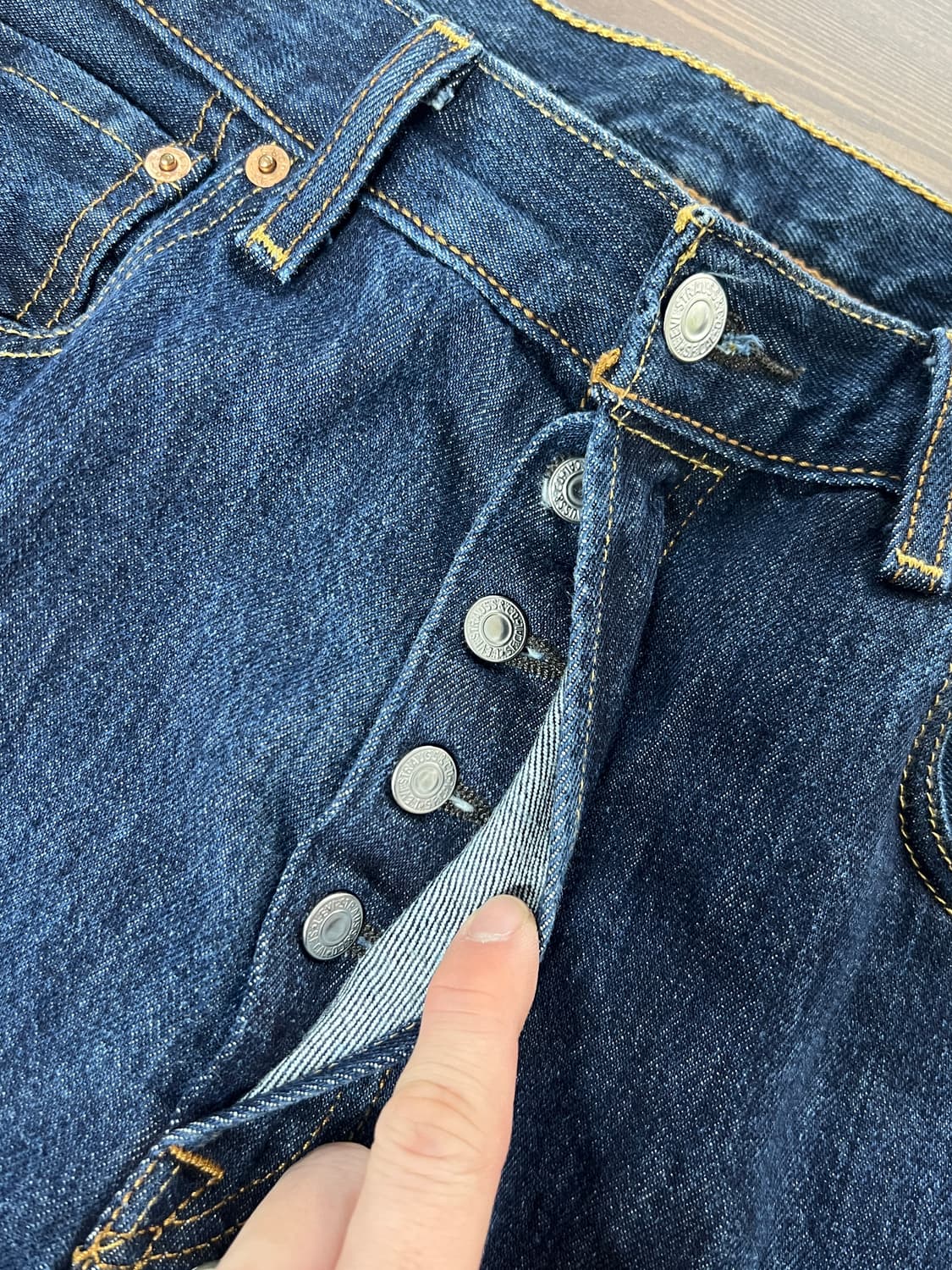 Levis 리바이스 501 버튼플라이 스트레이트 데님 팬츠 상품이미지5