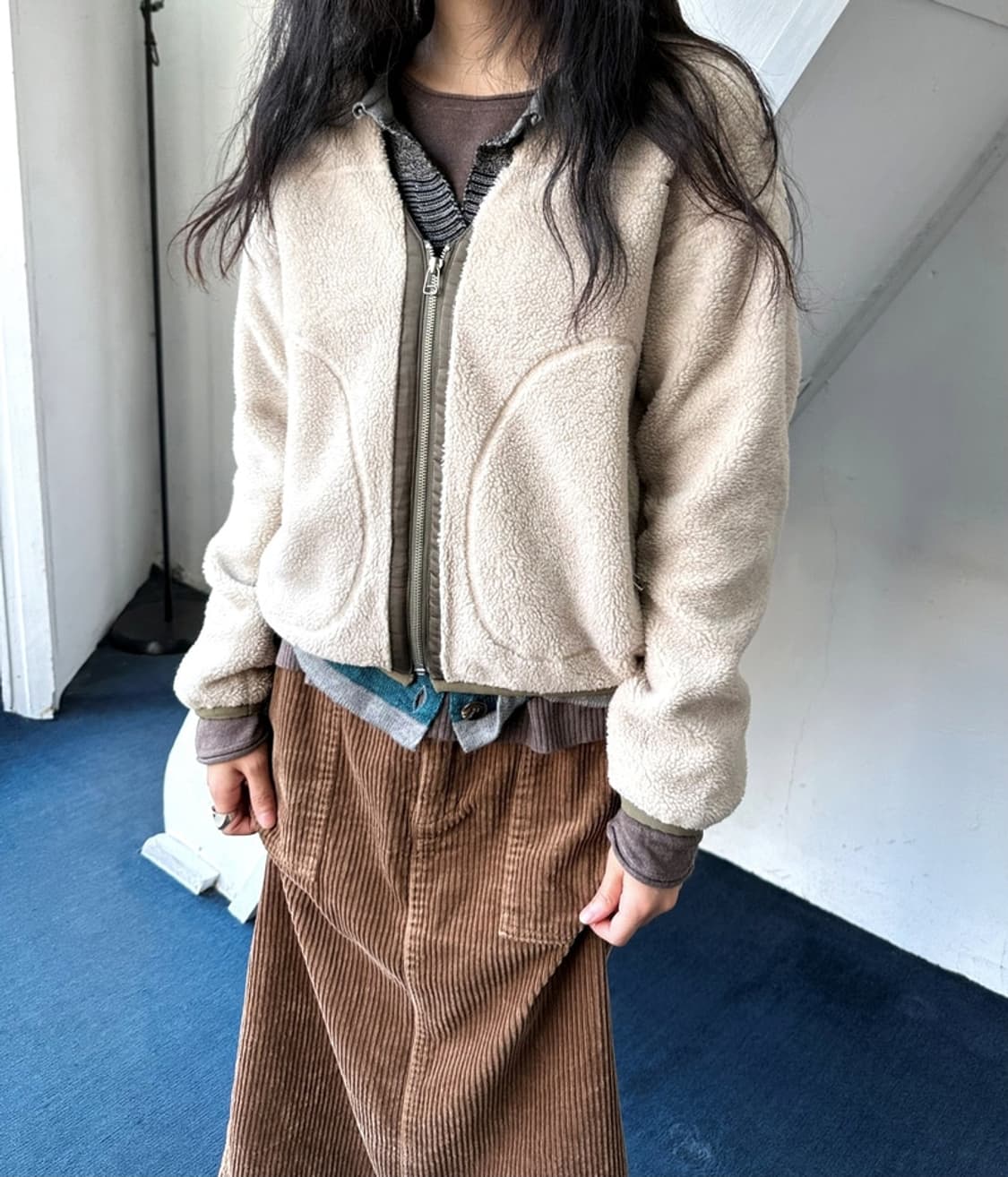 Boa fleece design cropped zip jacket 상품이미지9