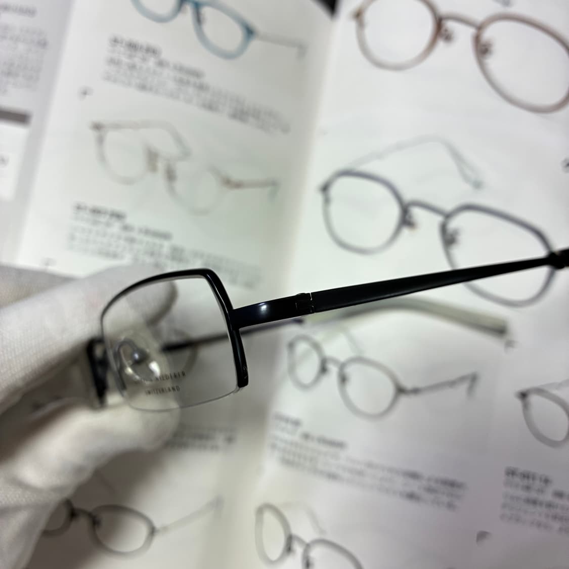 GOTTI 고티 티타늄 네이비 반무테 안경 상품이미지3