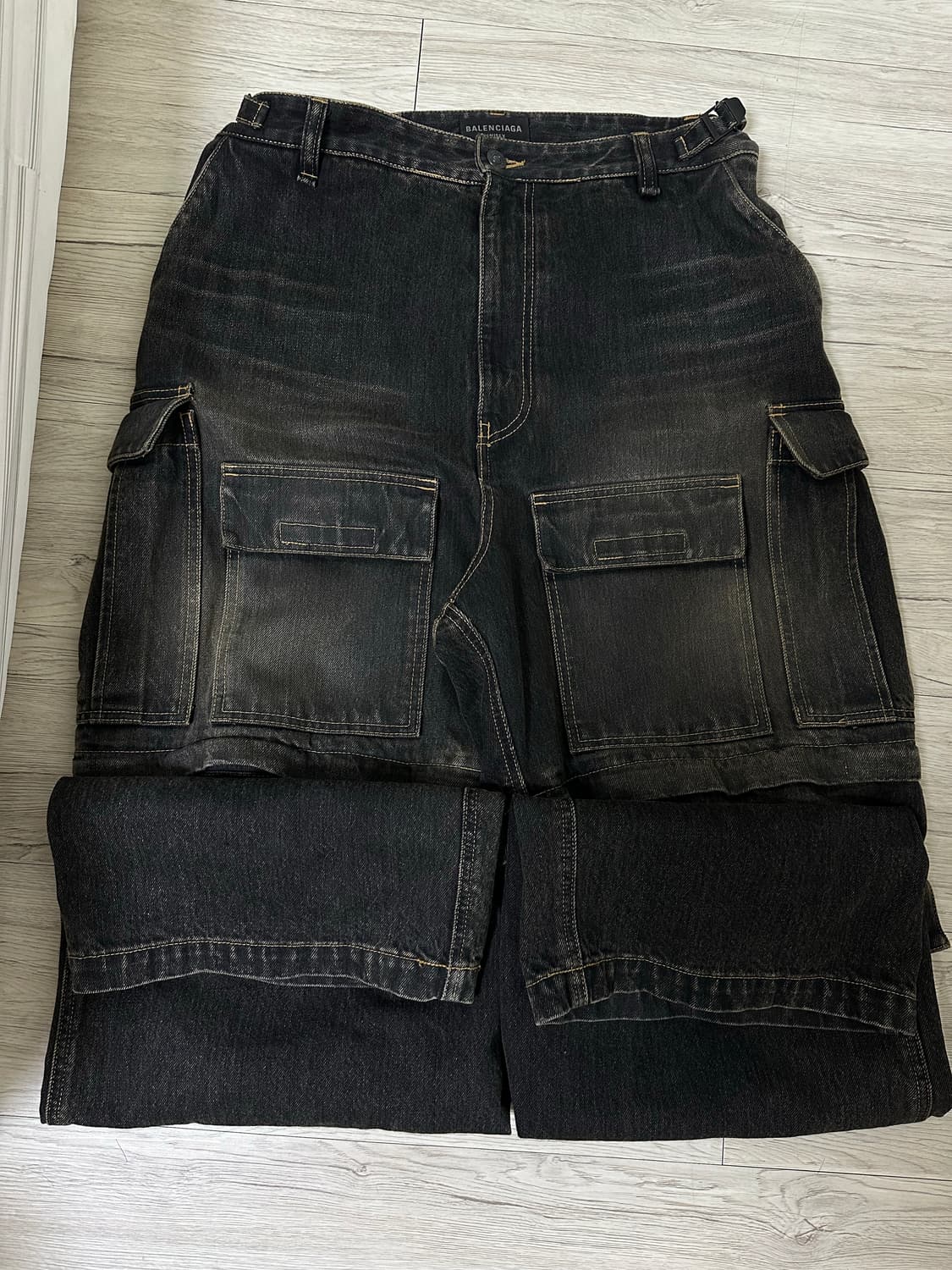 발렌시아가 재패니즈 카고 팬츠 흑청 상품이미지4