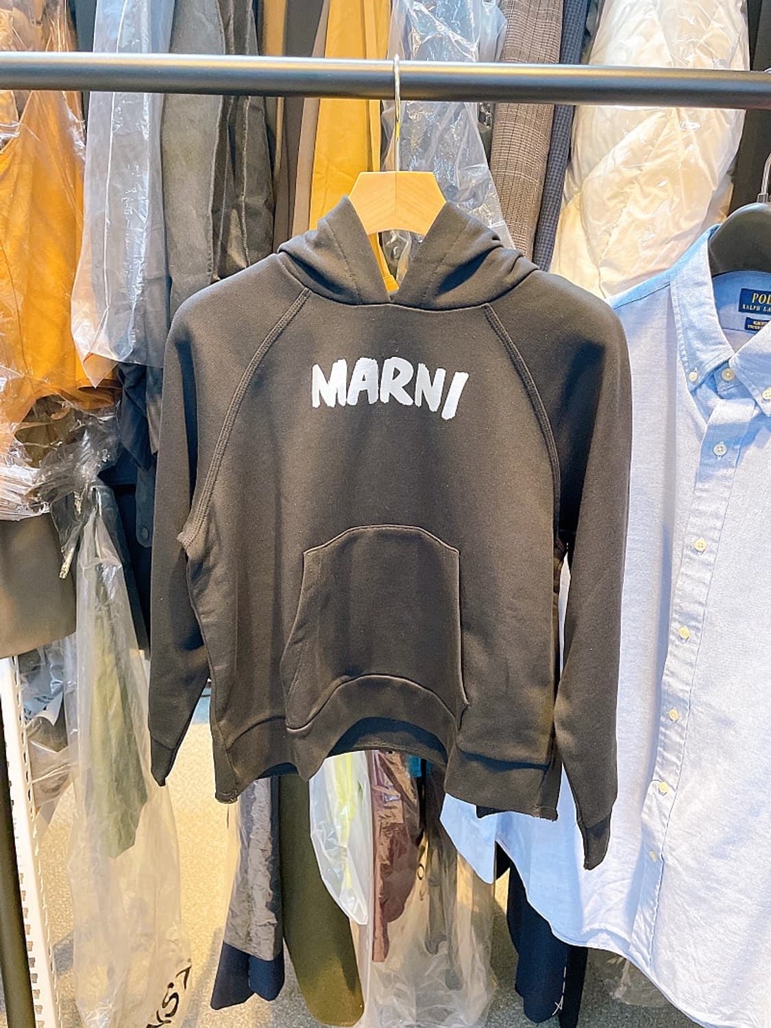 (정품/새상품) 마르니 키즈 공용 레터링 로고 후드 상품이미지1