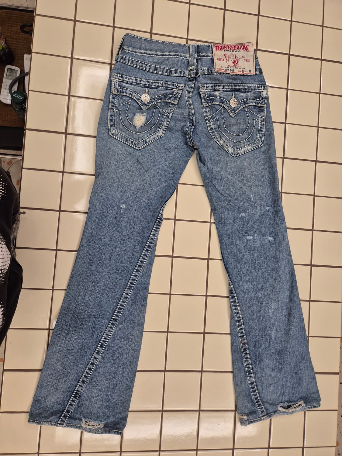 트루릴리전(True Religion)의 조이(Joey) 모델 부츠컷 데님 상품이미지3