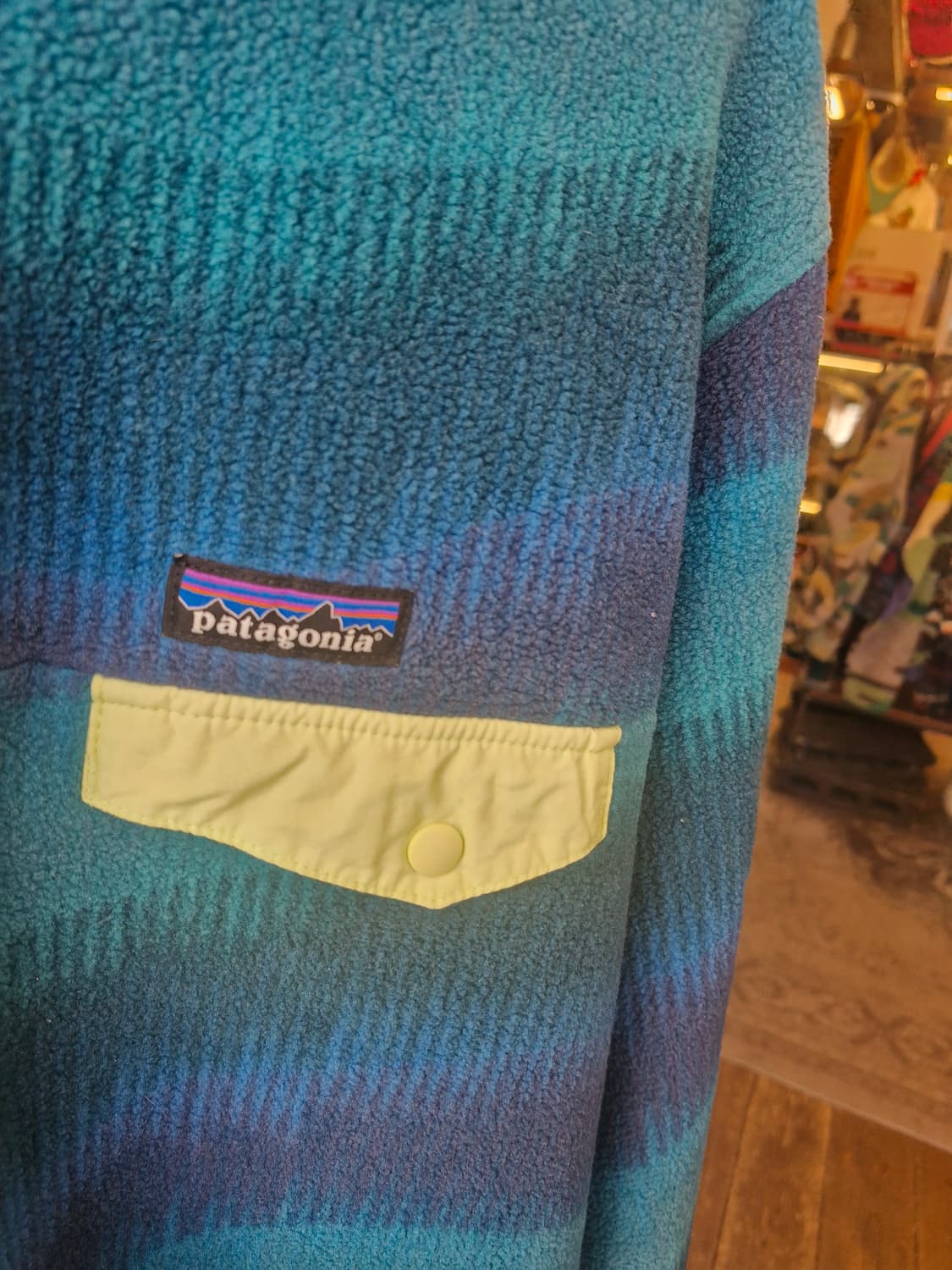 Z-543 파타고니아 신칠라 아즈텍 네이티브 웨이브 파도물결 상품이미지3