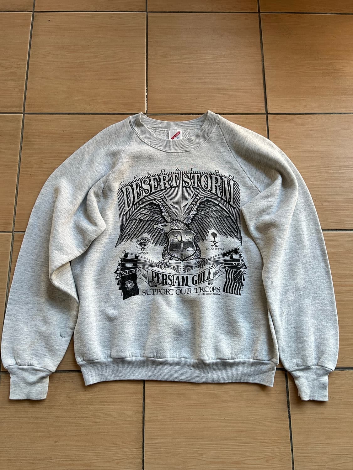 90‘s 걸프전(데저트스톰) 스웻셔츠 상품이미지1