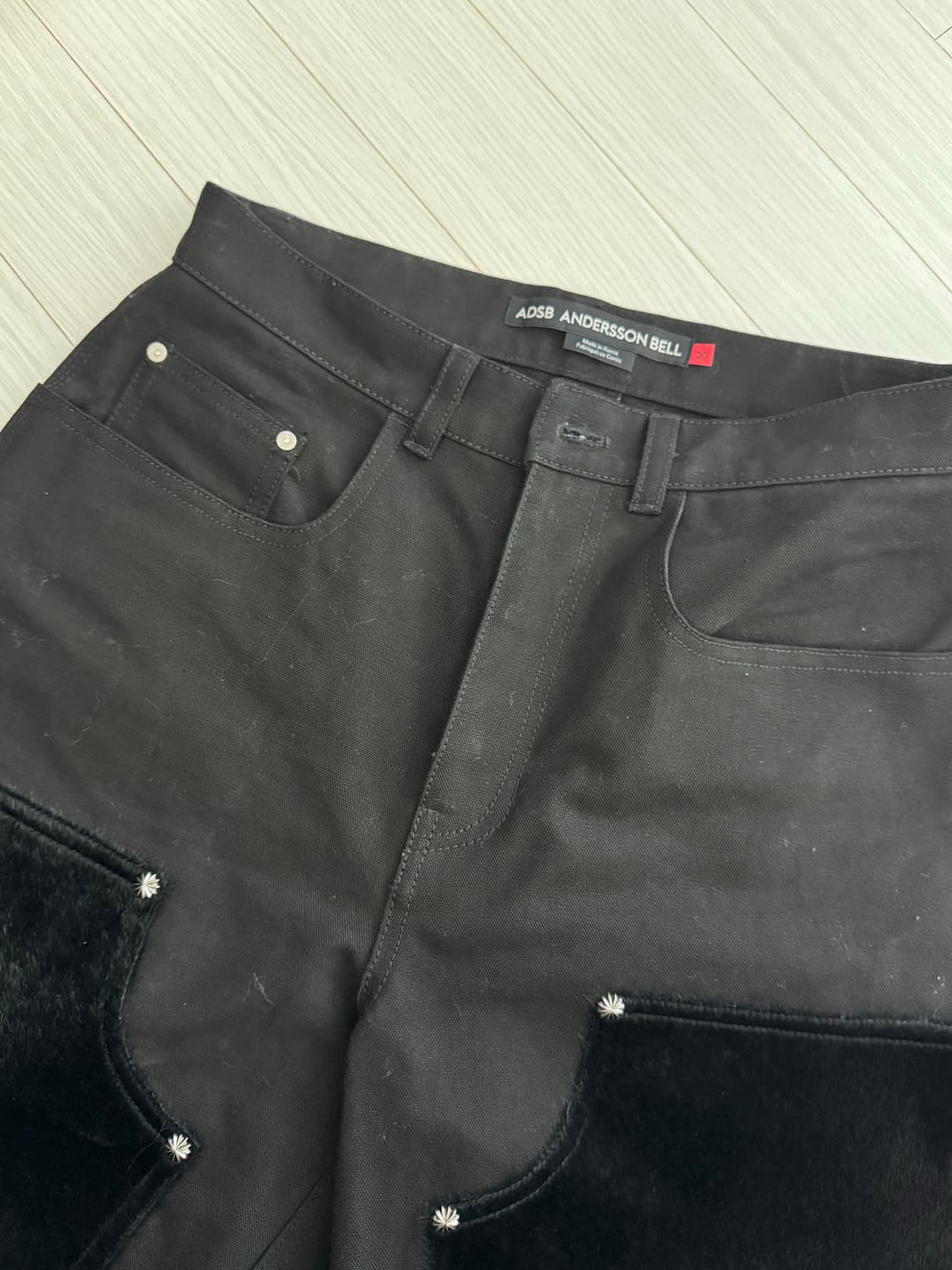 앤더슨벨 포니 헤어 레더 카펜터 진 상품이미지3