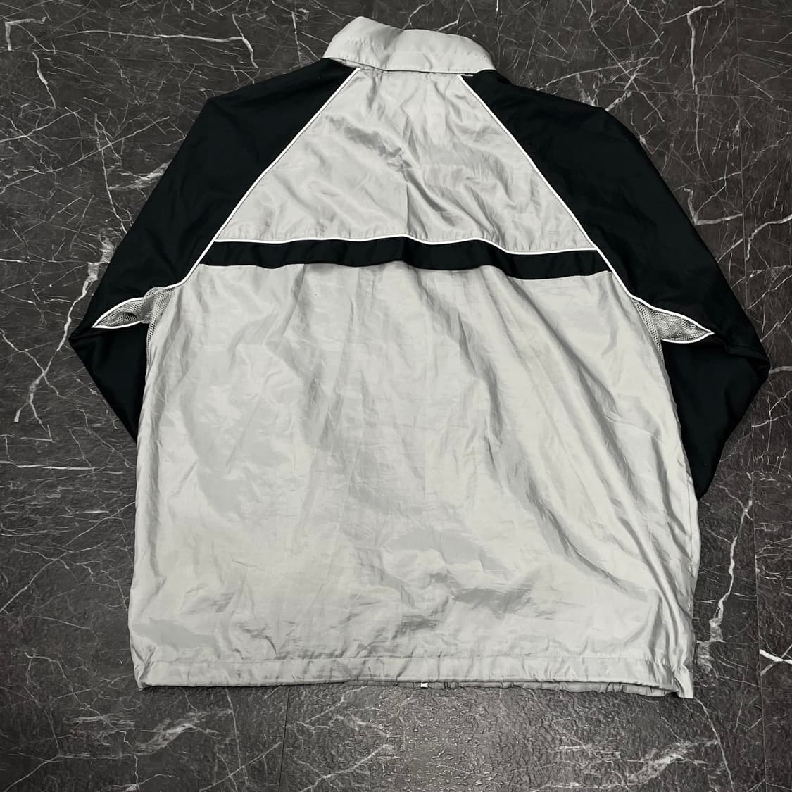 2XL 나이키 오버사이즈 파이핑 바람막이 상품이미지7