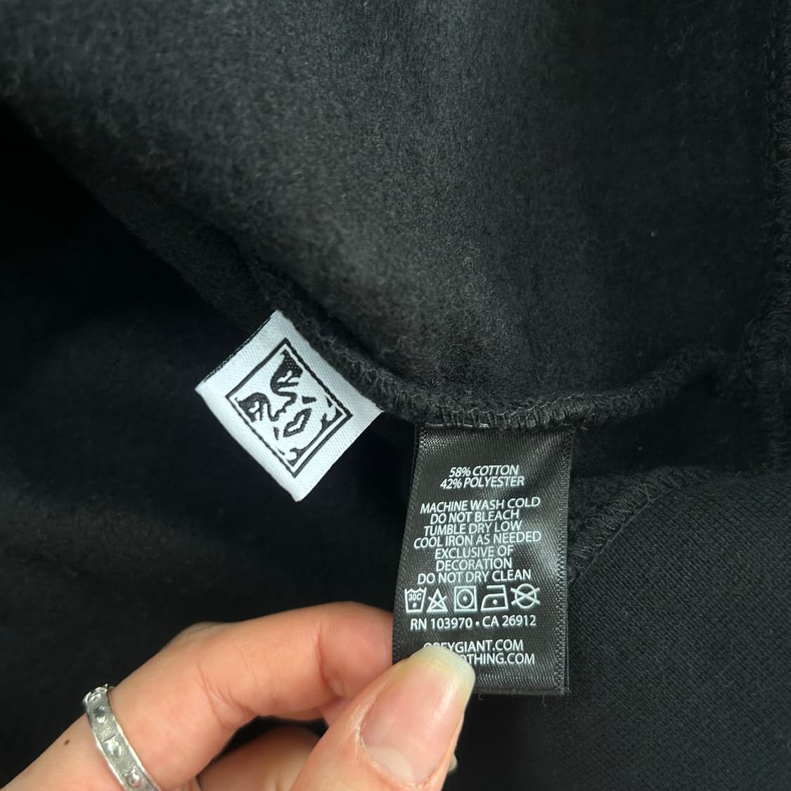 Obey 오베이 스몰로고 블랙 기모 맨투맨 상품이미지6