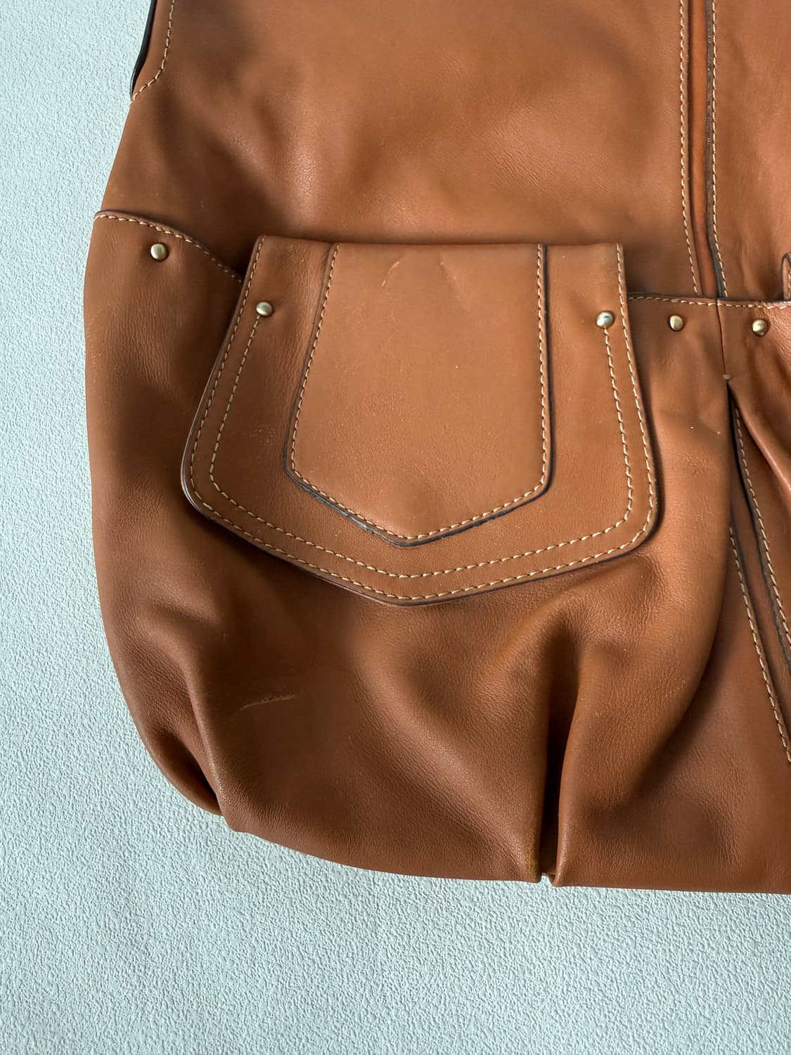 앤클라인(Anne Klein) 레더 숄더백(큰 사이즈) 상품이미지3