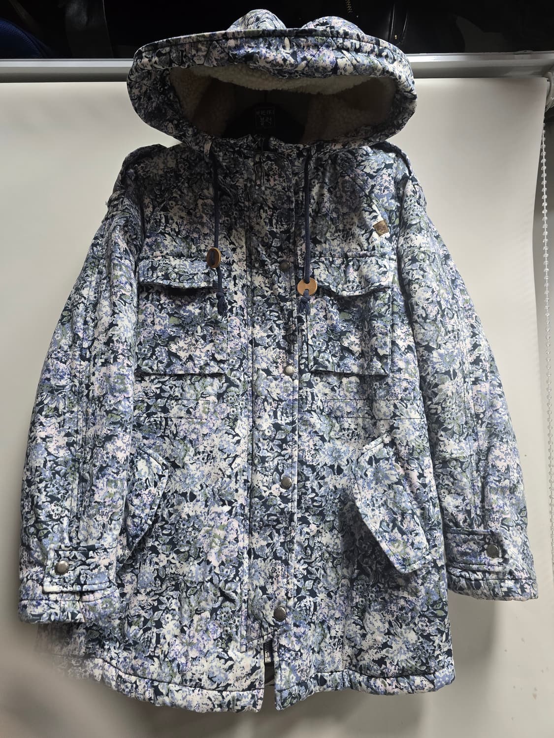 써스데이아일랜드 플라워 야상 패딩 S 상품이미지1