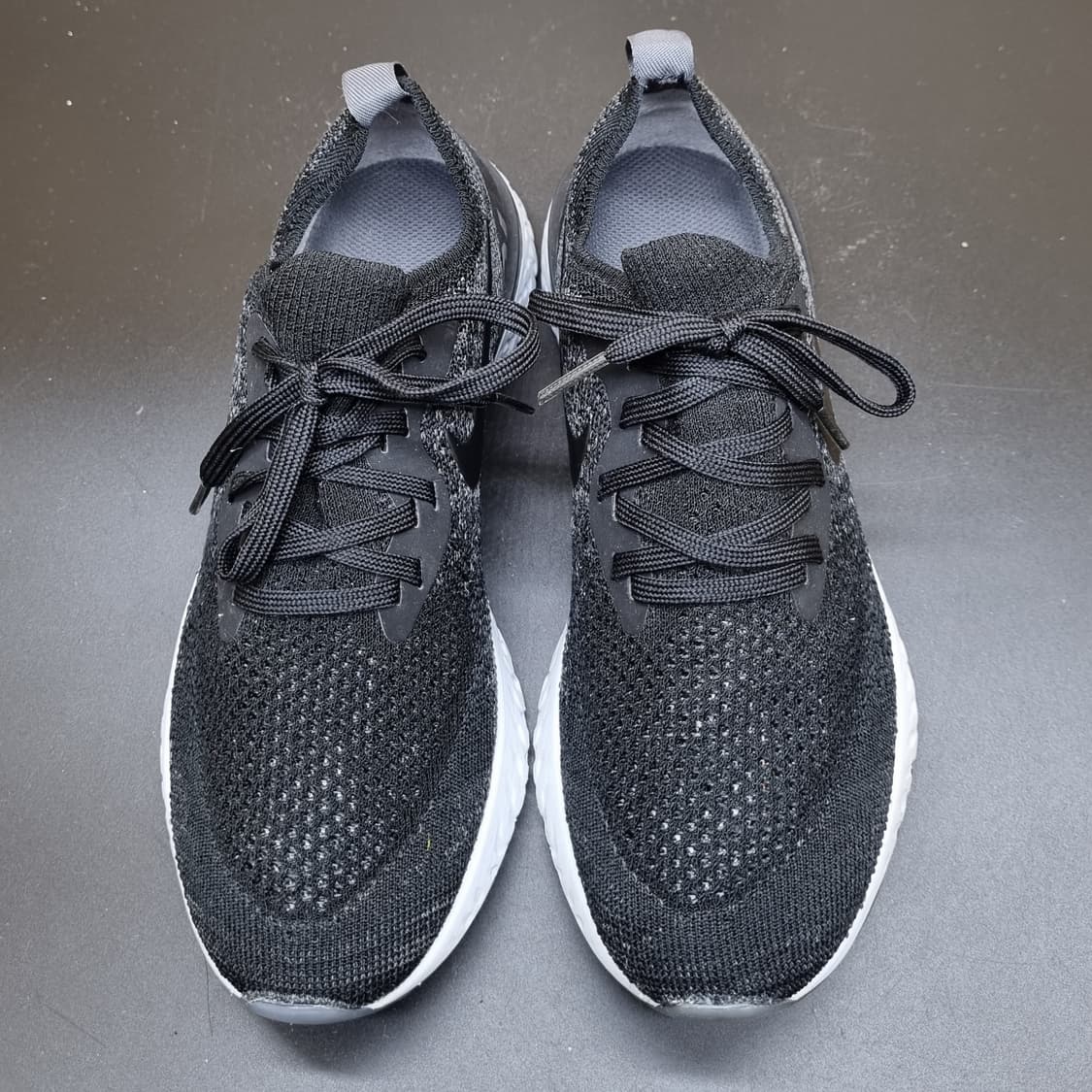 나이키 에픽 플라이니트 여성런닝화235  상품이미지2