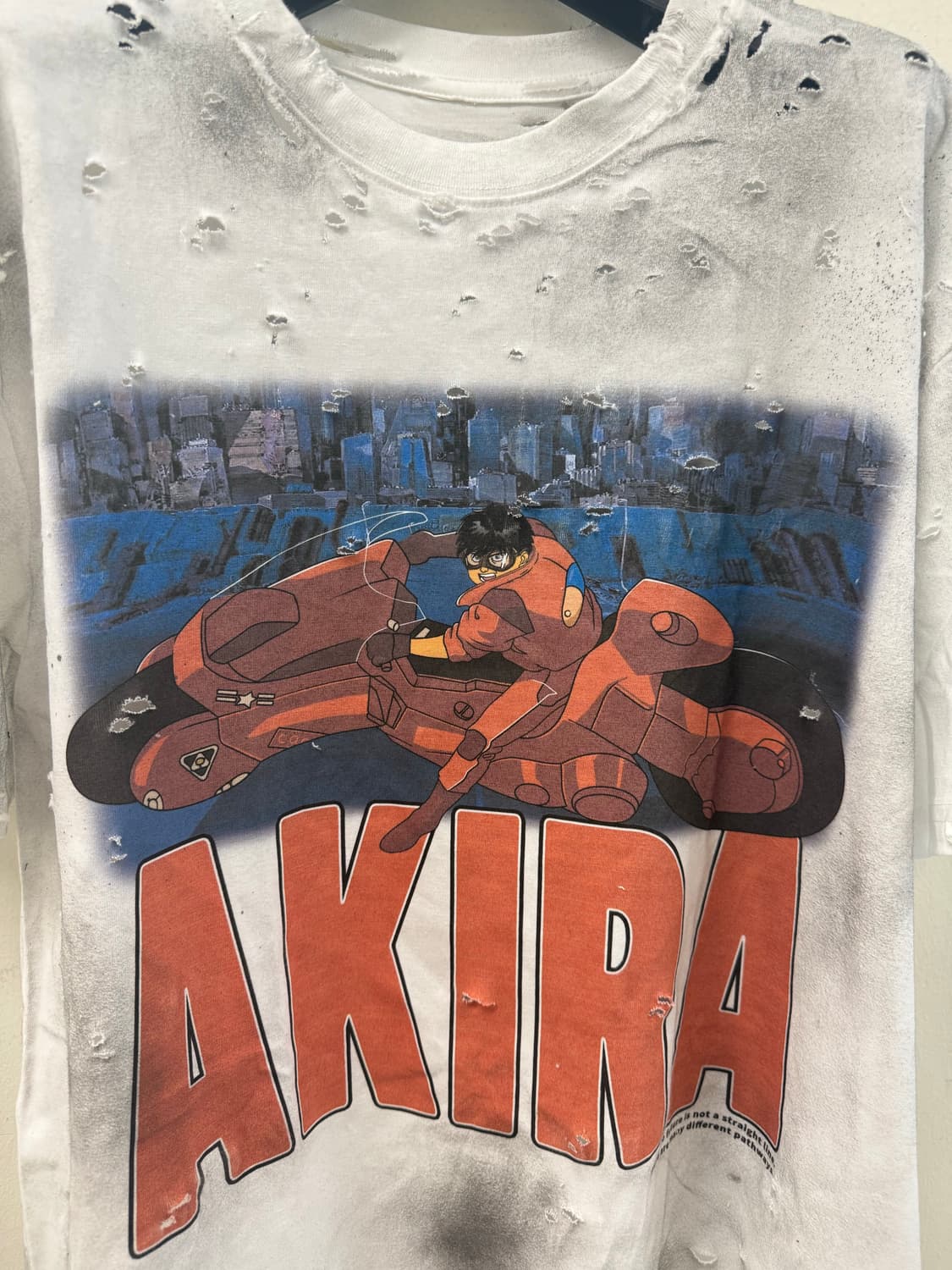 AKIRA 빈티지 디스트로이드 데미지 반팔티셔츠 상품이미지3