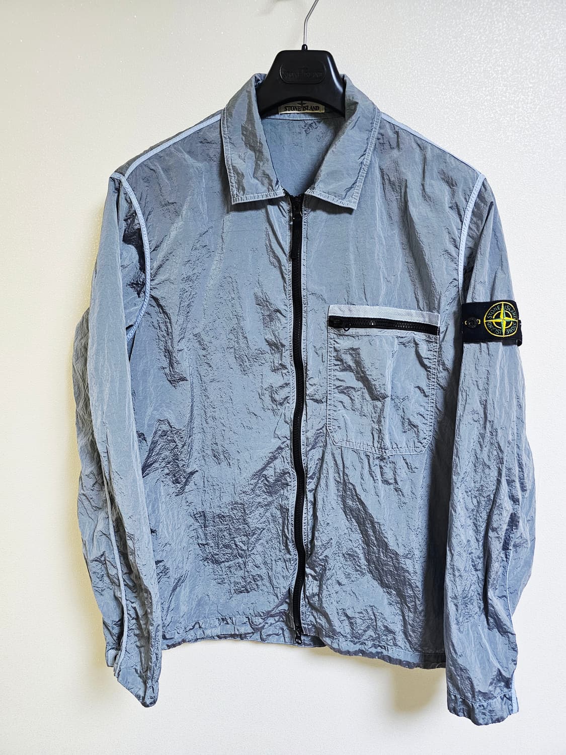 스톤아일랜드 나일론 메탈 오버셔츠 24SS 상품이미지1