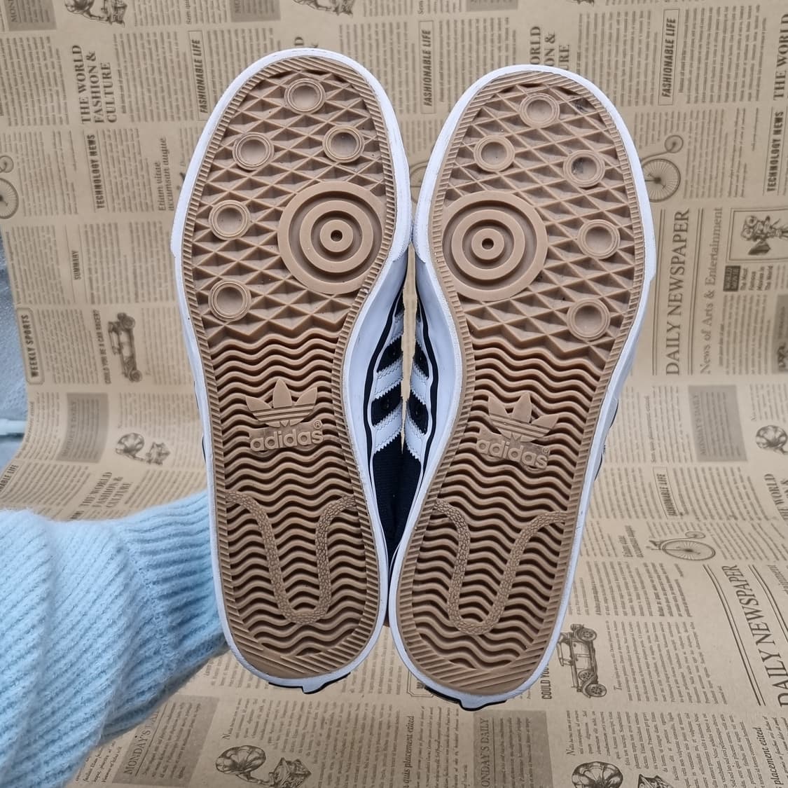 아디다스 니짜 네이비 스니커즈 250 상품이미지3