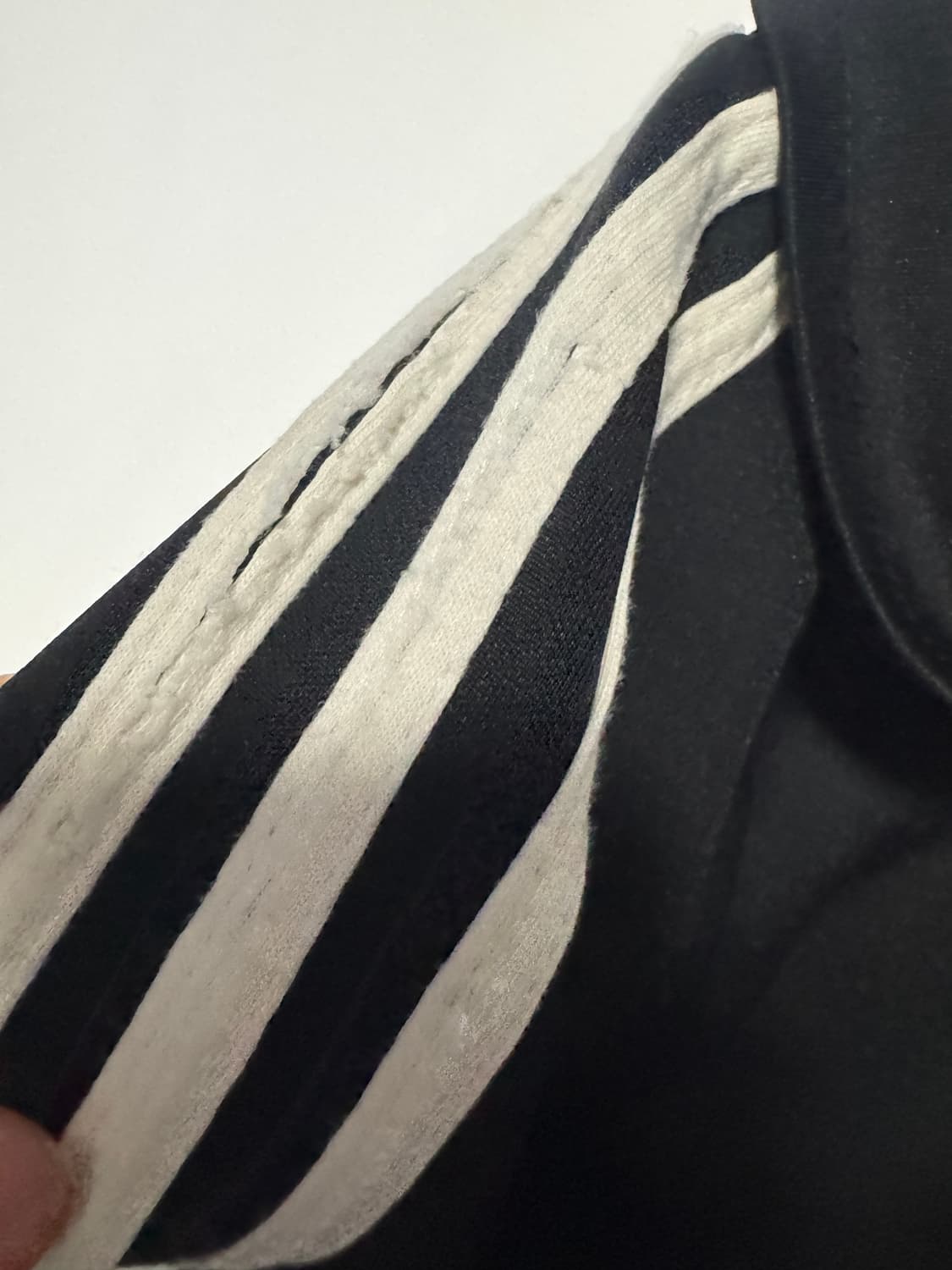 아디다스 커스텀 뒷 스펠로고 삼선 져지 트랙탑 XL 블랙 상품이미지3