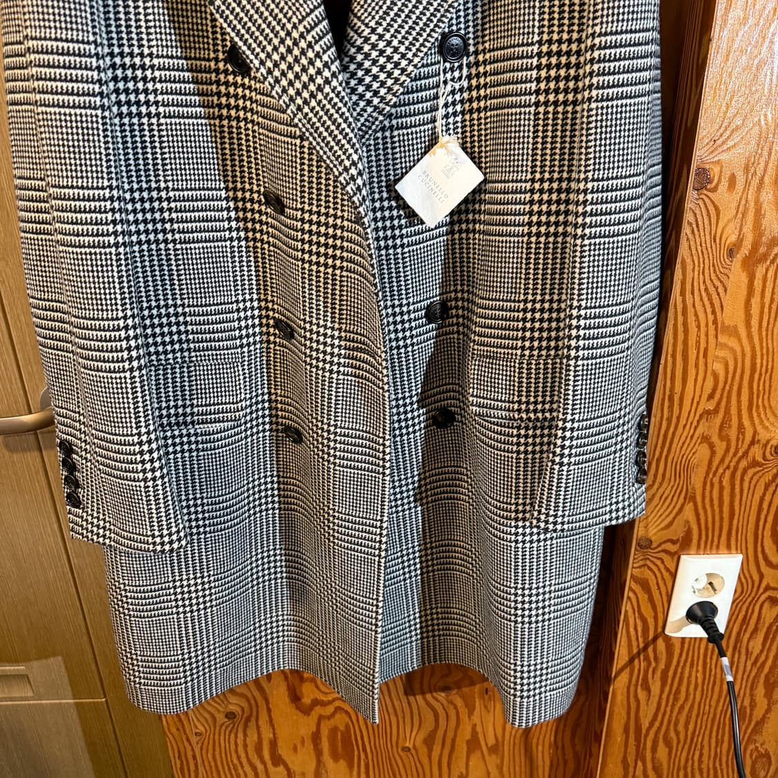 새상품) 브루넬로 쿠치넬리 2024 f/w 더블 브레스트 글렌 체크 코트 상품이미지10